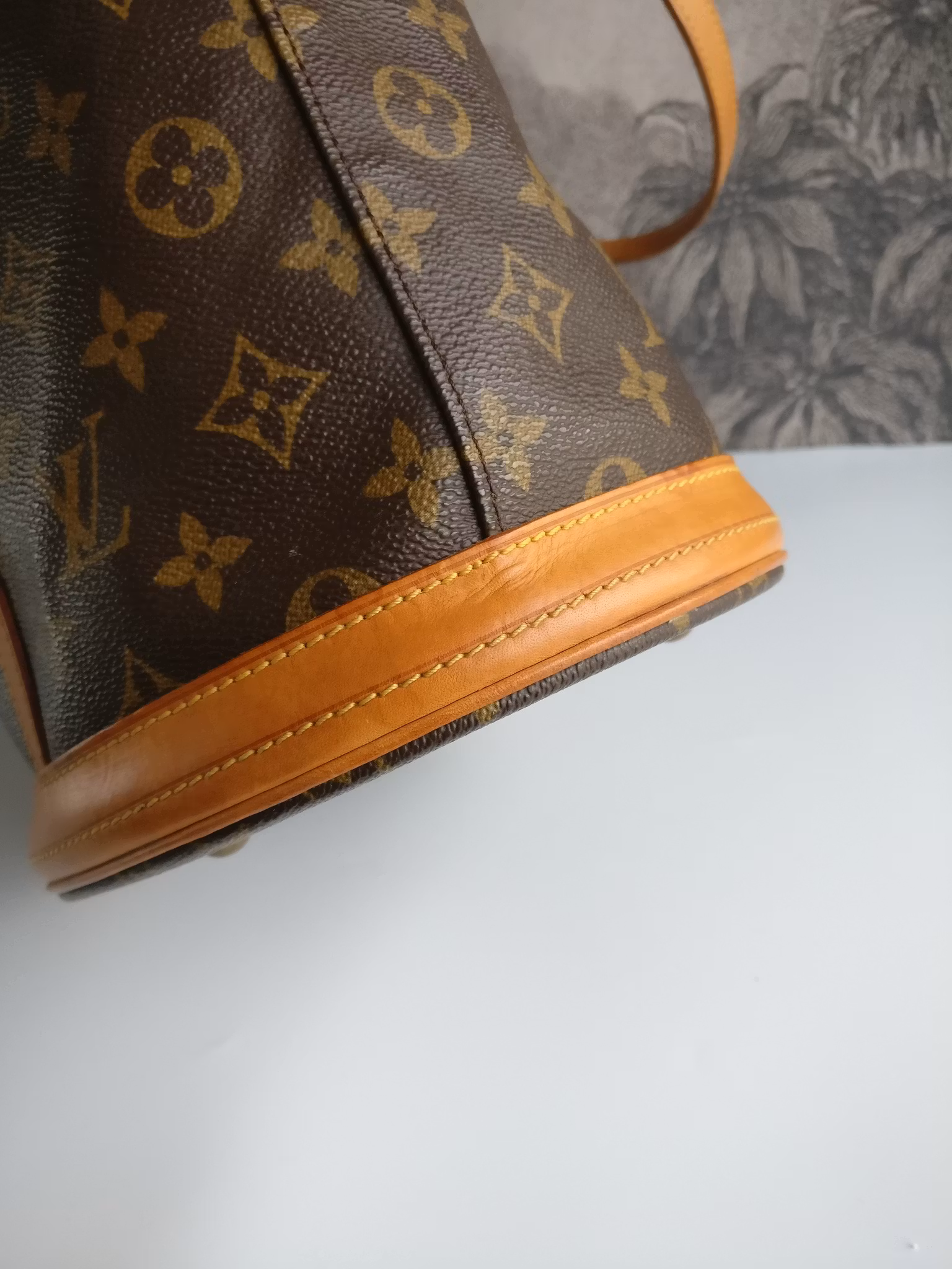 Louis Vuitton Bucket GM