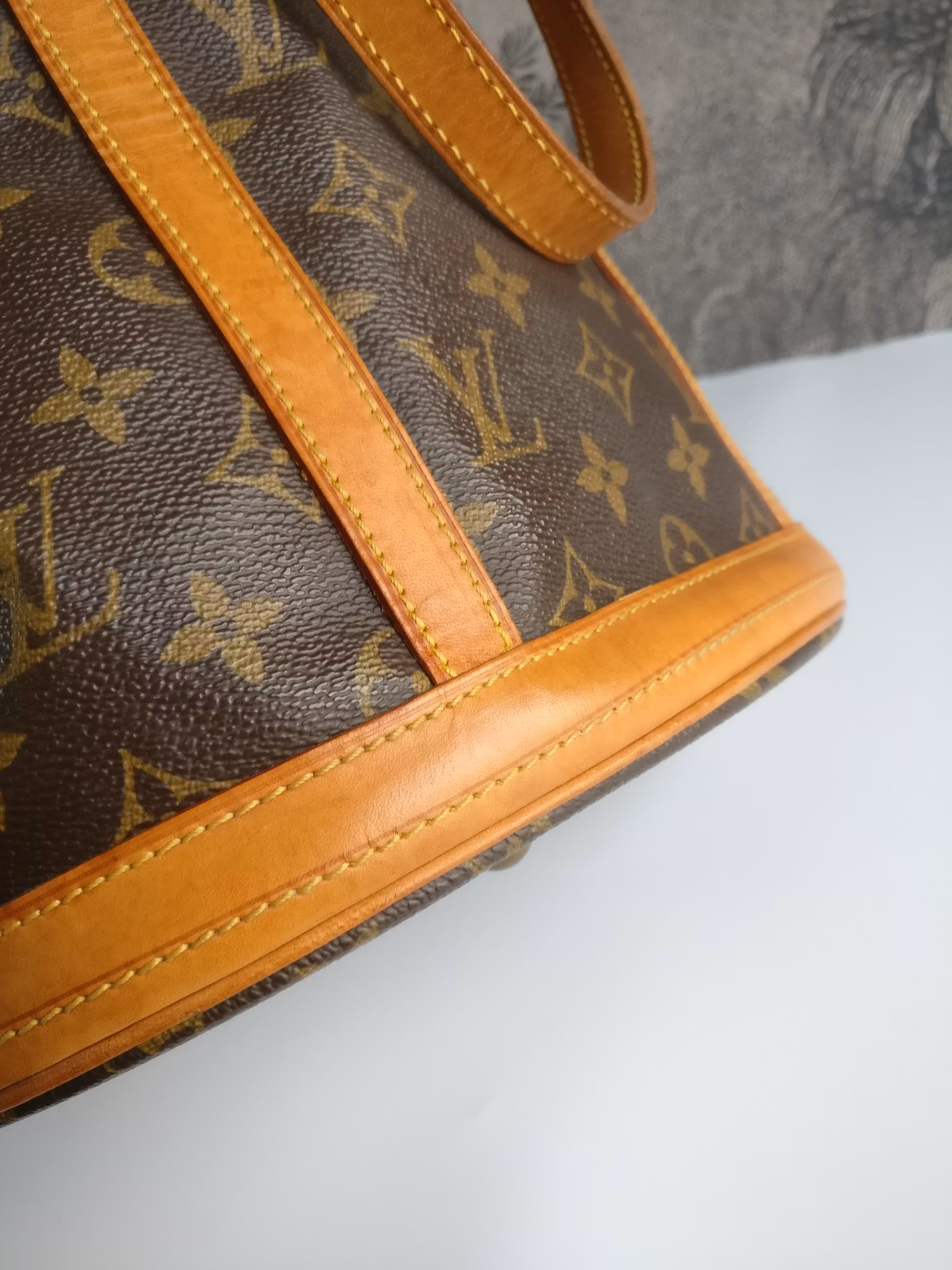 Louis Vuitton Bucket GM