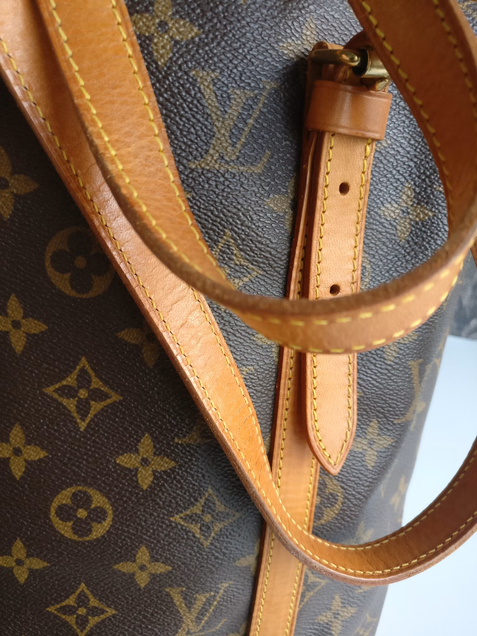 Louis Vuitton Bucket GM