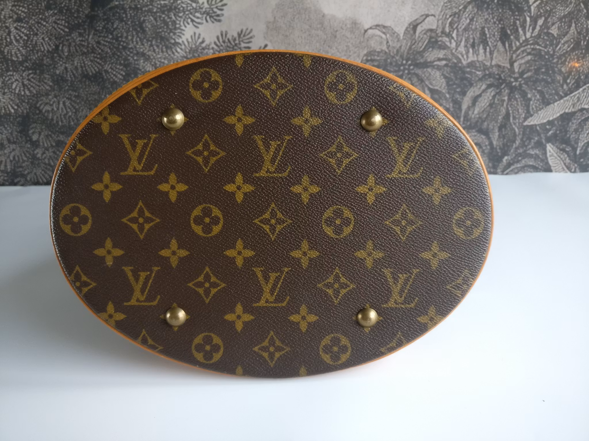 Louis Vuitton Bucket GM