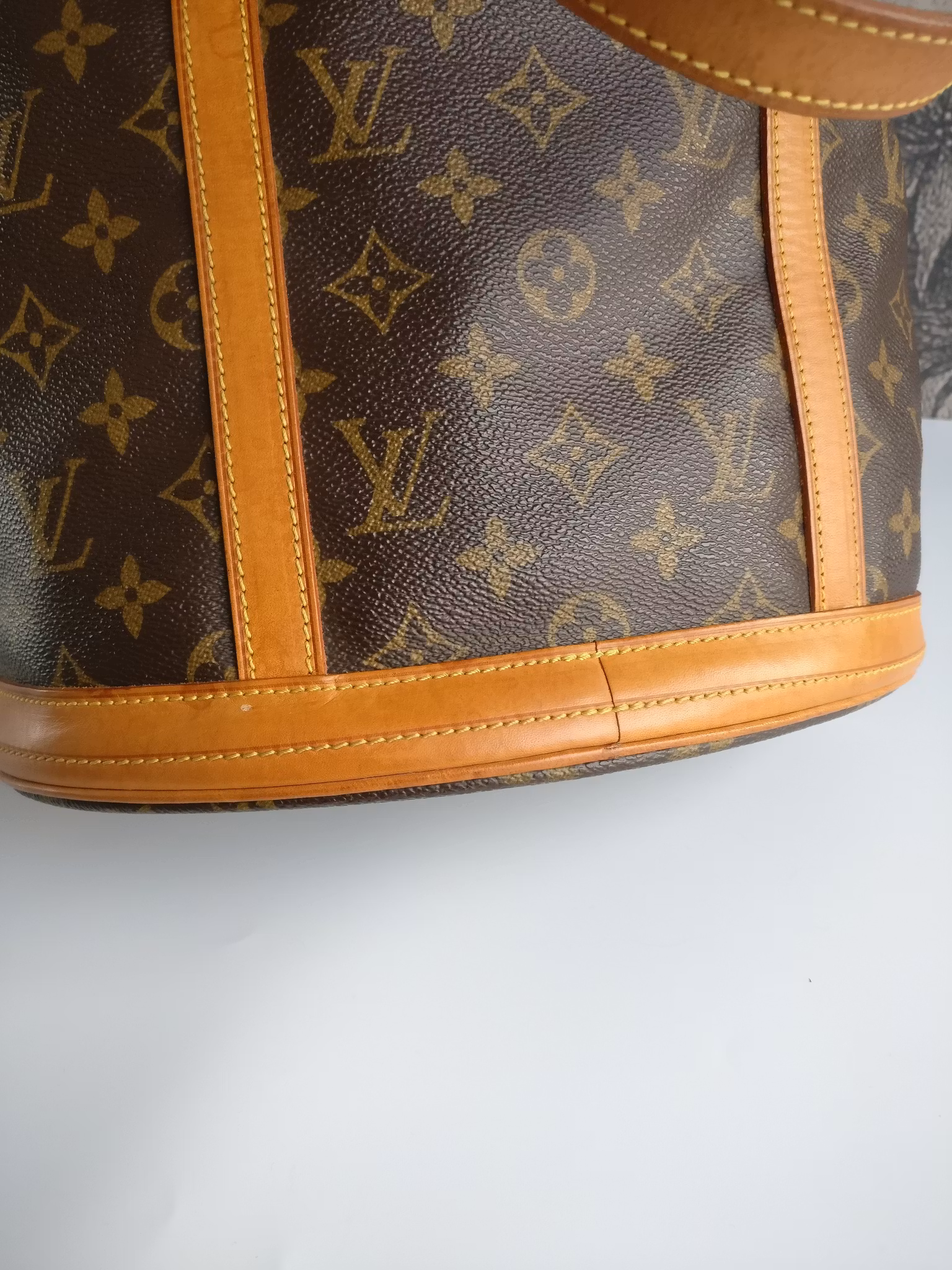 Louis Vuitton Bucket GM