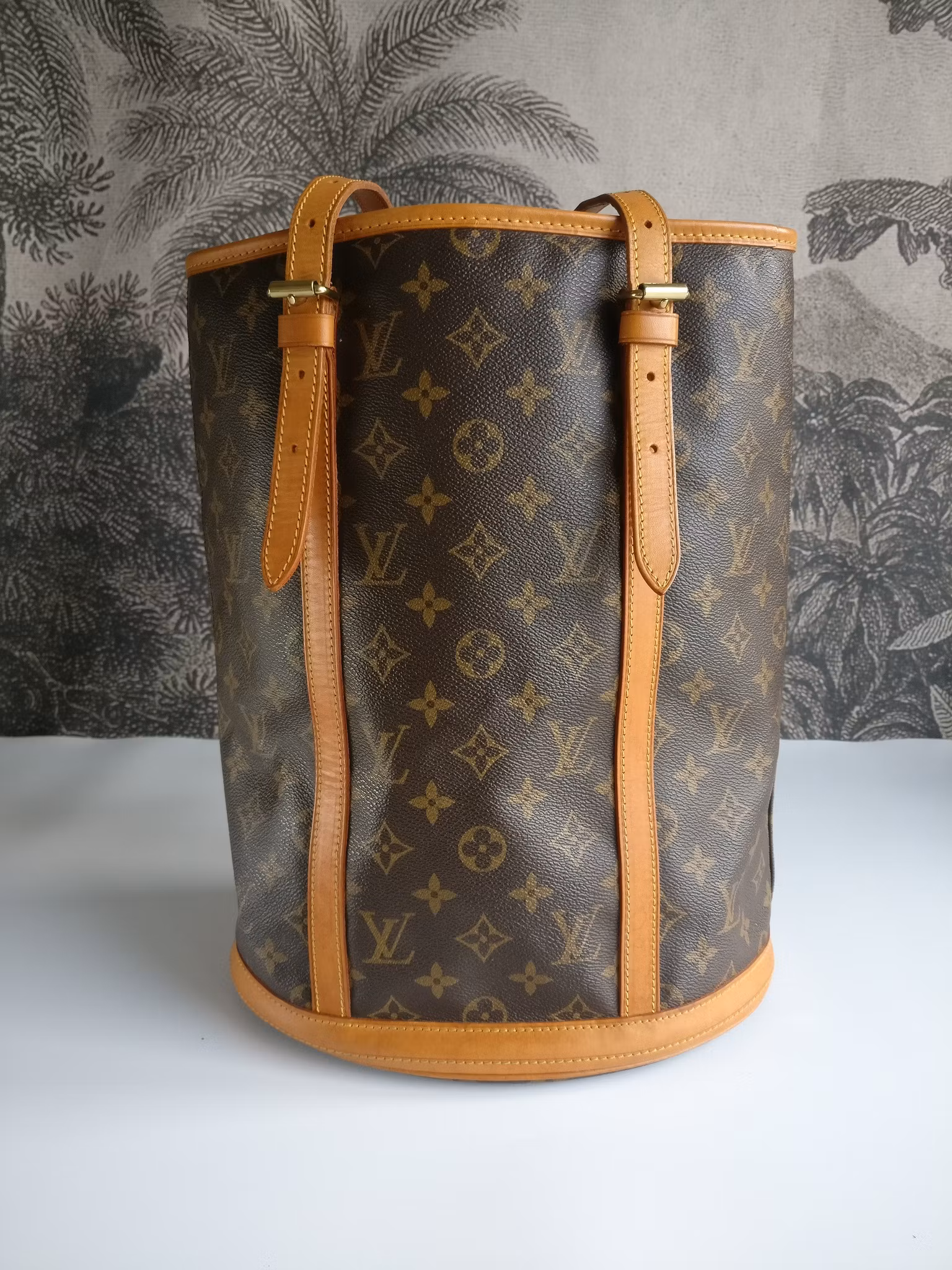 Louis Vuitton Bucket GM
