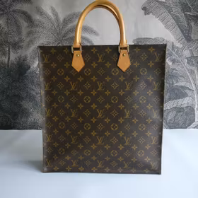 Louis Vuitton Sac Plat