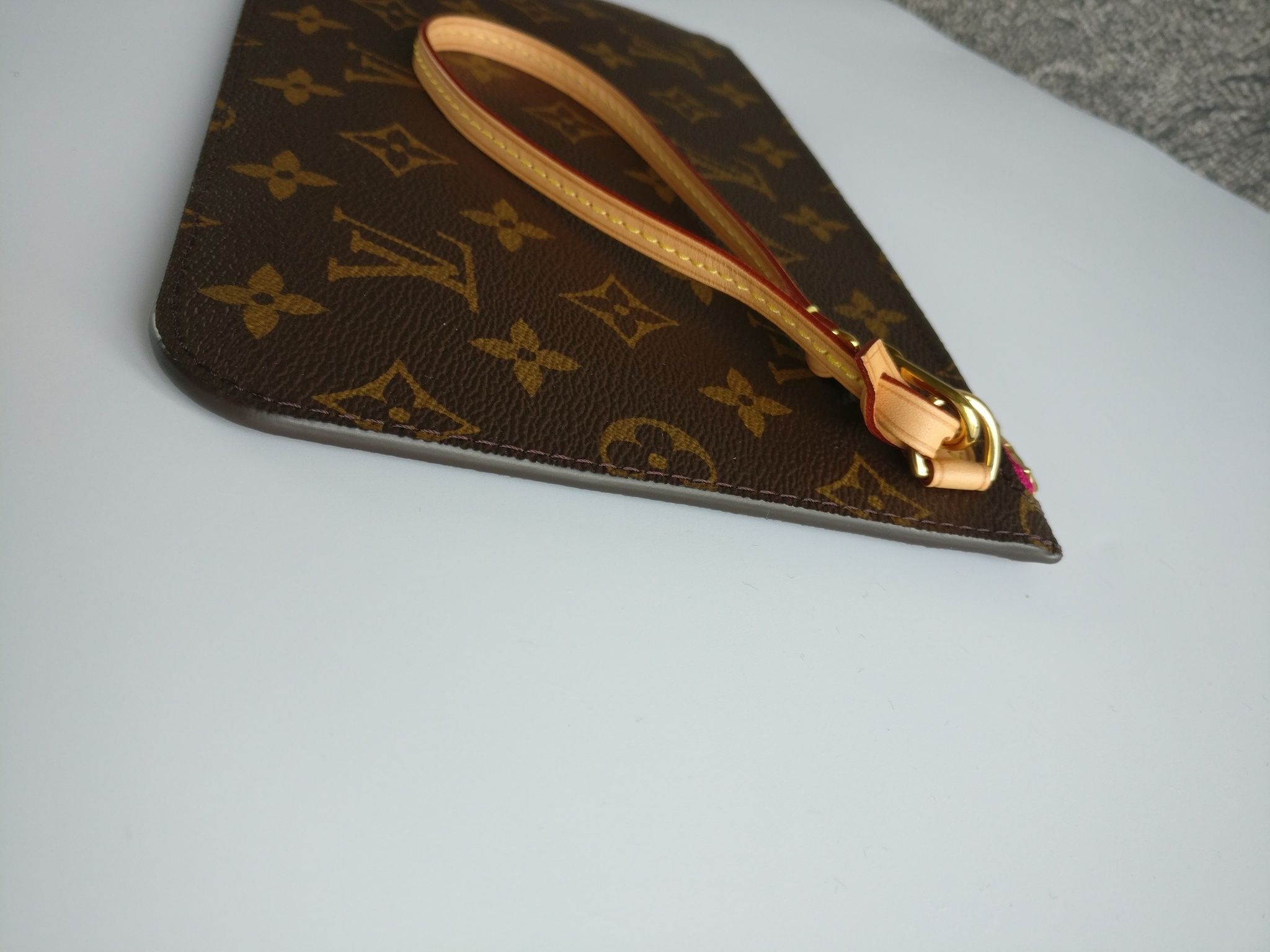 Neverfull MM pochette
