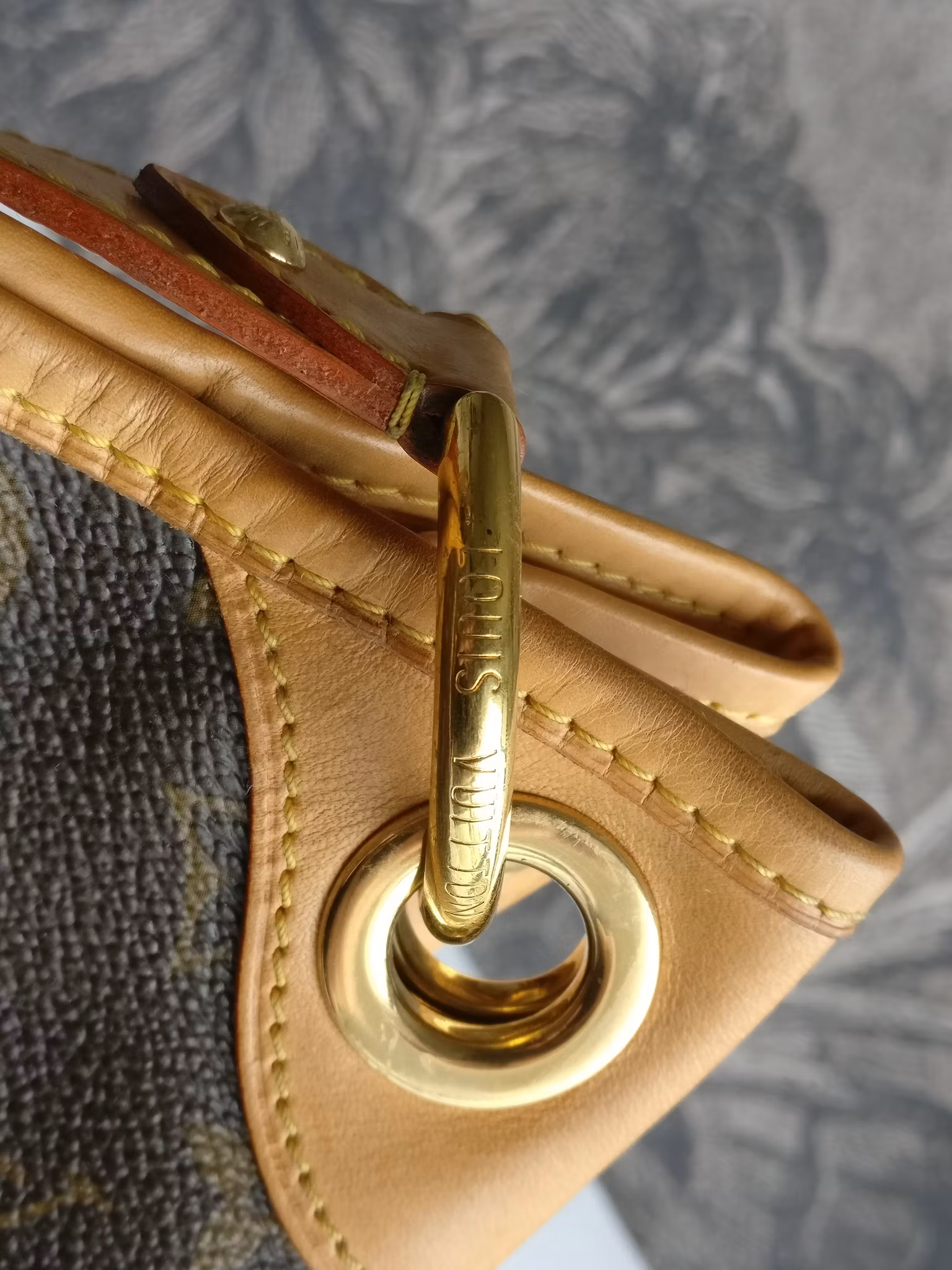 Louis Vuitton Galliera PM