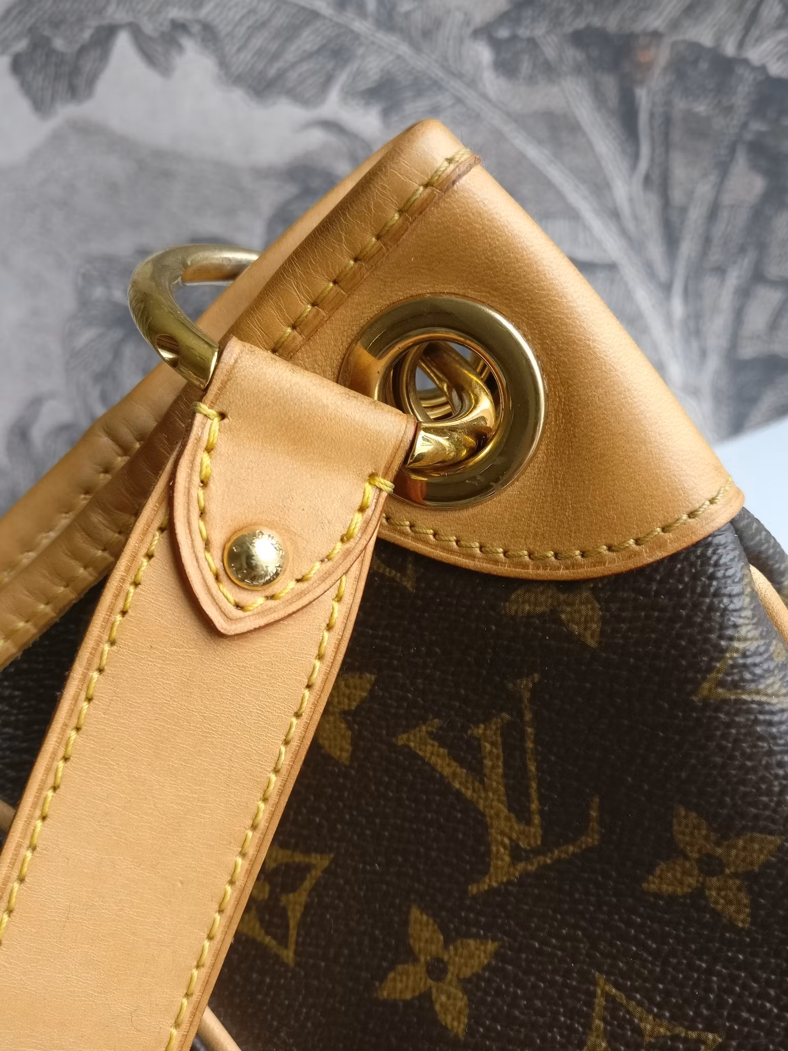 Louis Vuitton Galliera PM