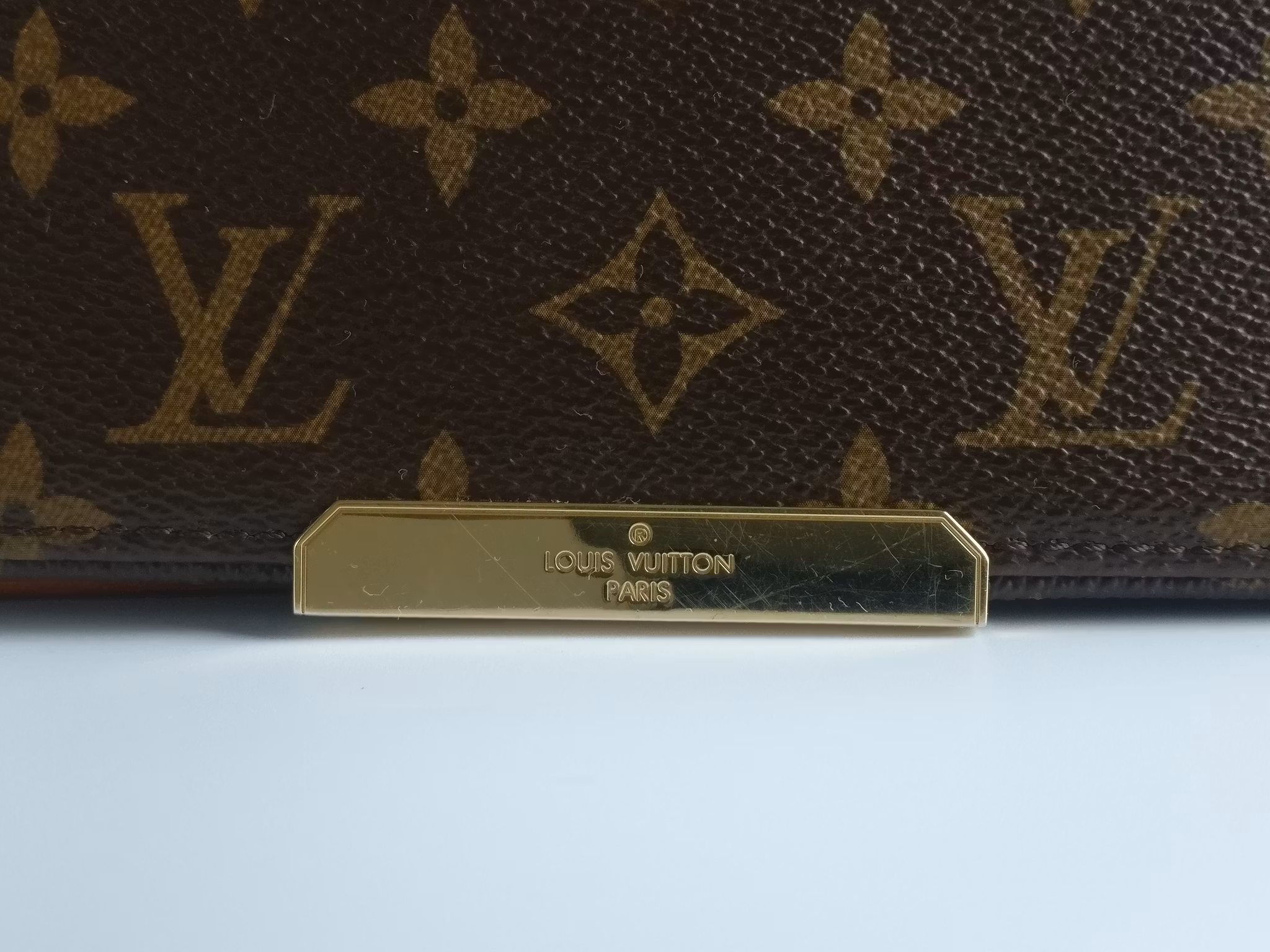 Louis Vuitton Valmy MM