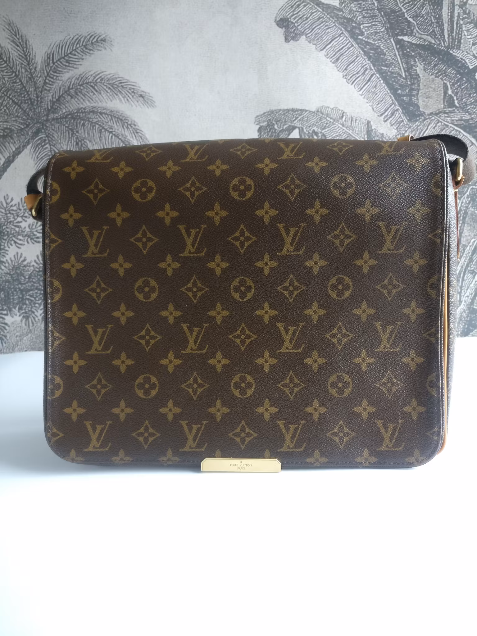 Louis Vuitton Valmy MM