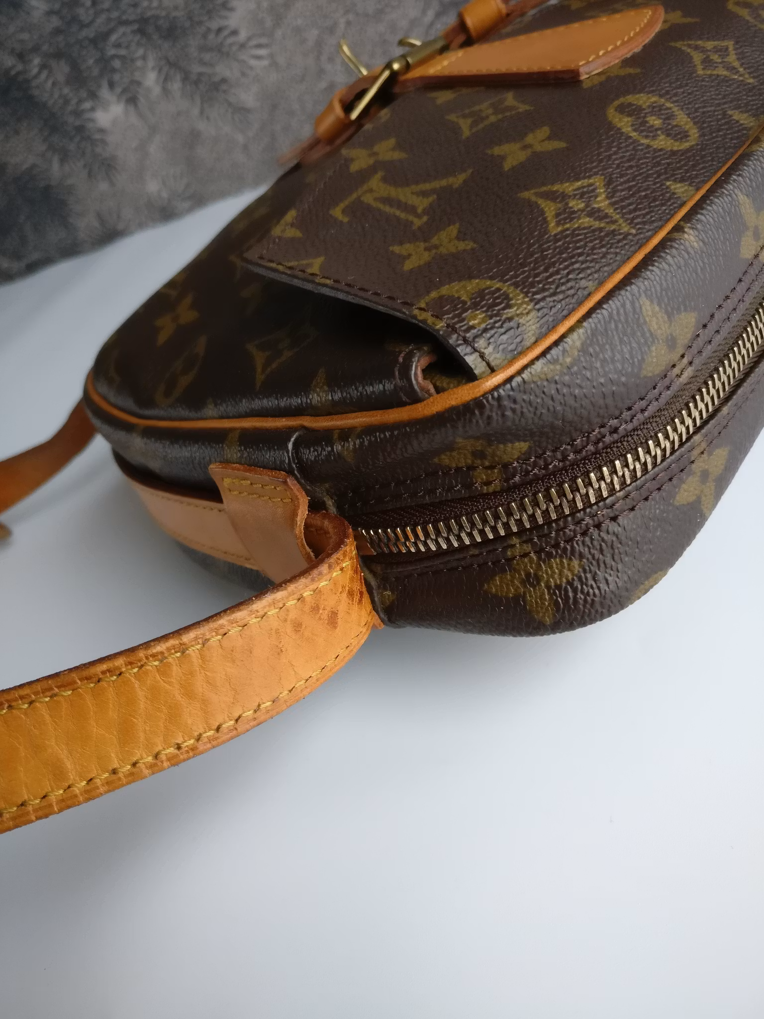 Louis Vuitton Jeune Fille GM