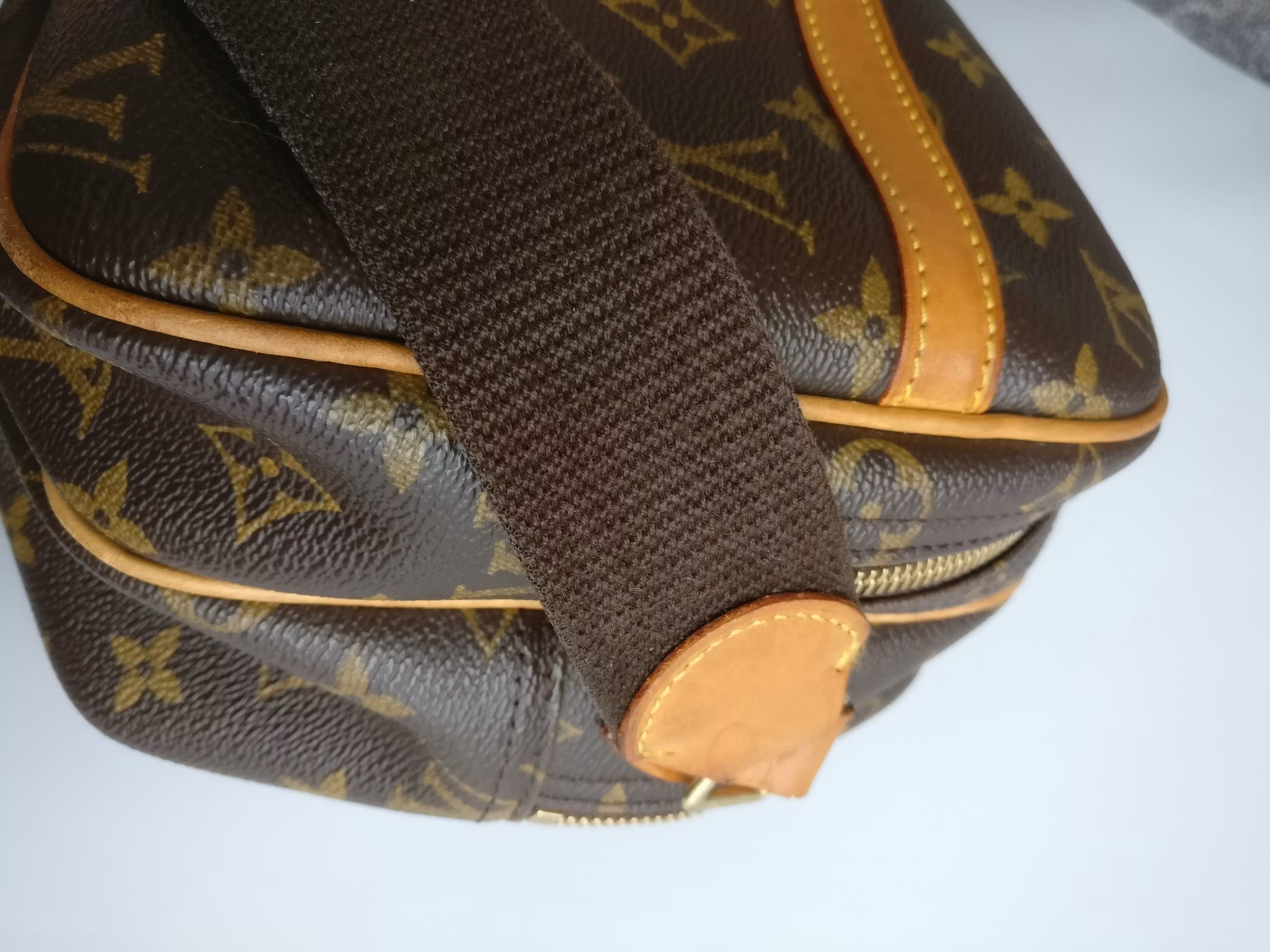 Louis Vuitton Reporter PM