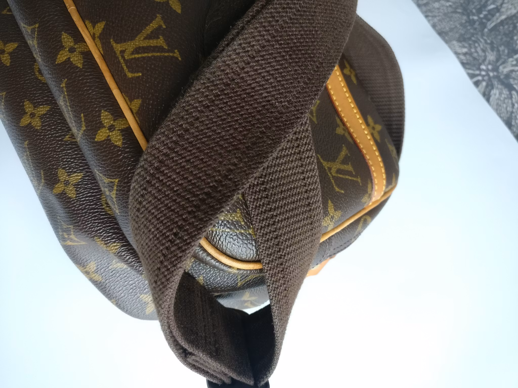 Louis Vuitton Reporter PM