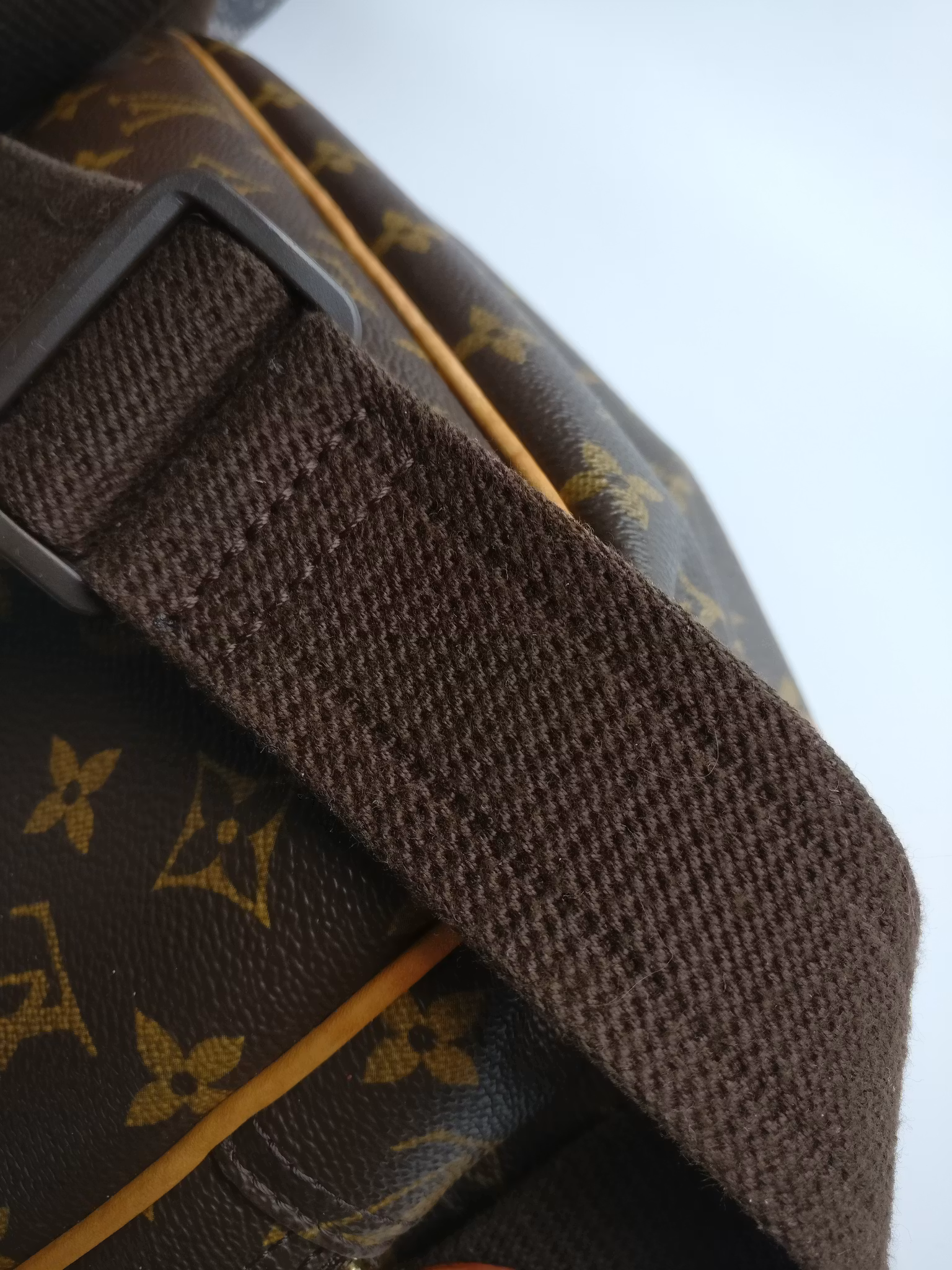 Louis Vuitton Reporter PM