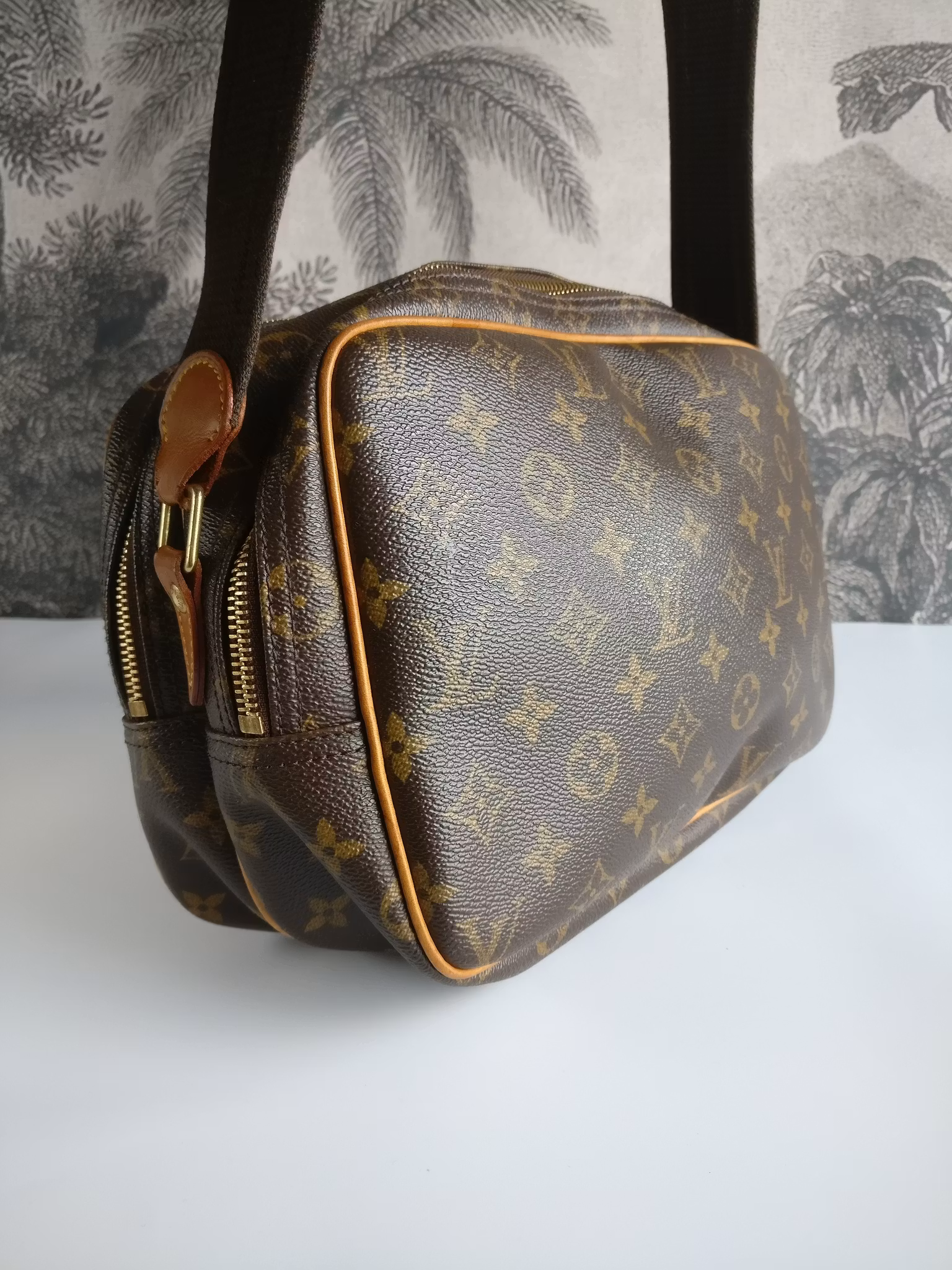 Louis Vuitton Reporter PM