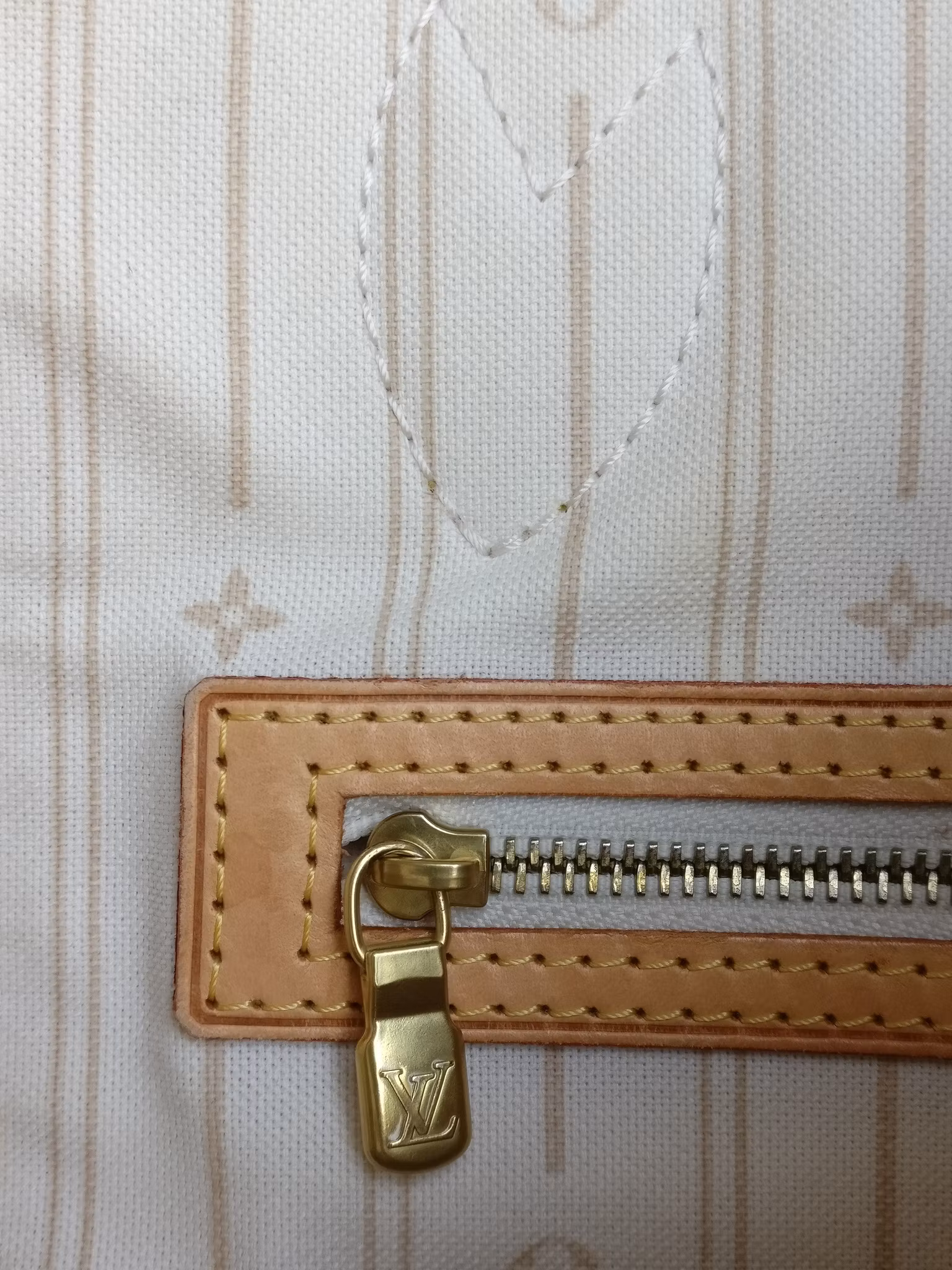 Louis Vuitton Neverfull MM azur