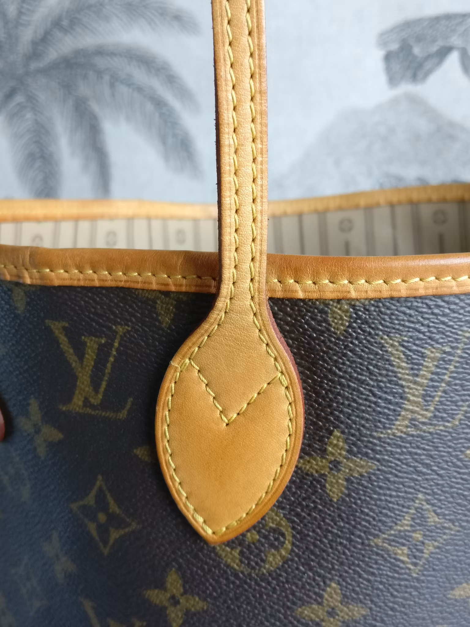 Louis Vuitton Neverfull MM