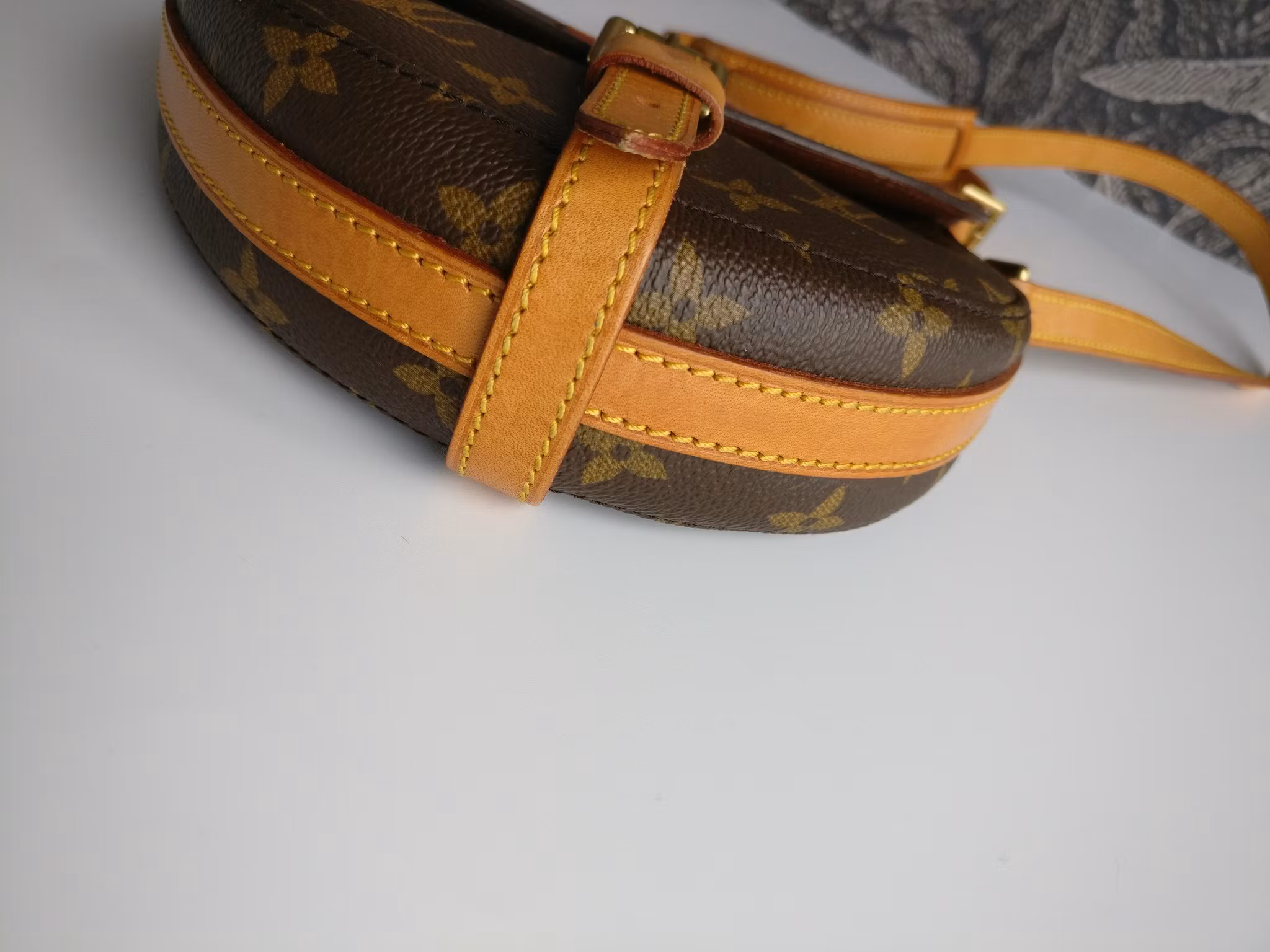 Louis Vuitton Chantilly PM