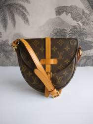Louis Vuitton Chantilly PM