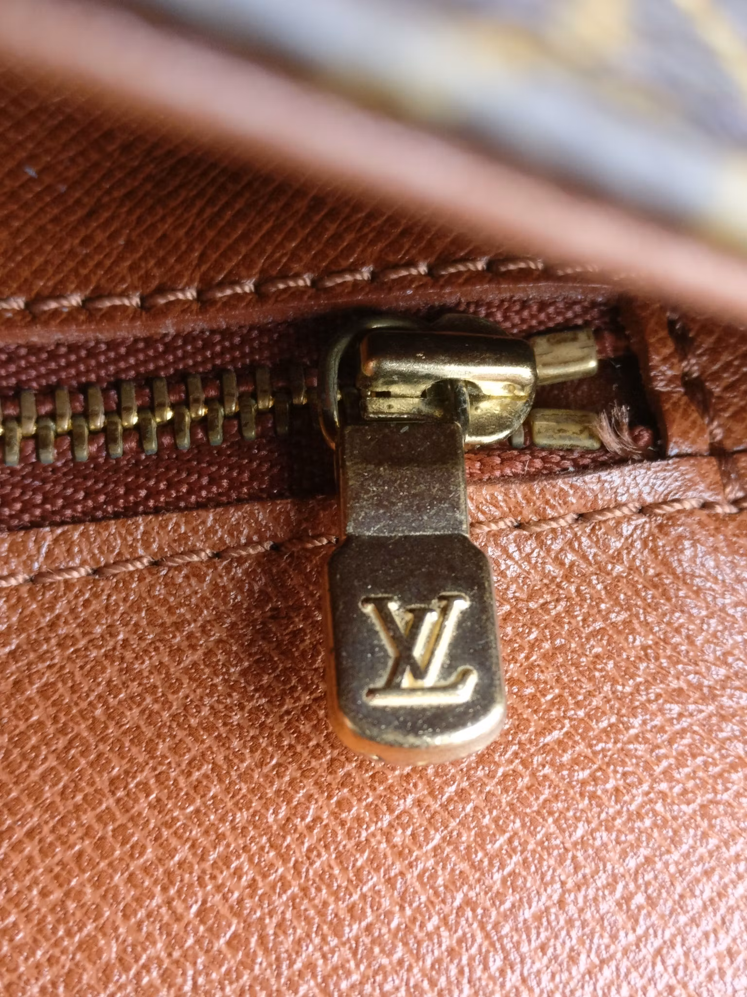 Louis Vuitton Chantilly PM