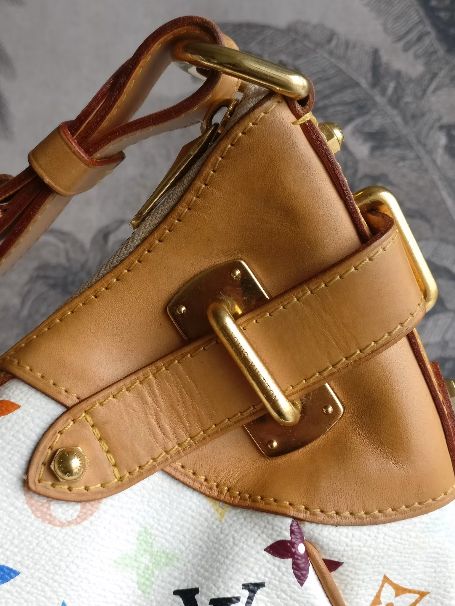 Louis Vuitton multicolore Greta