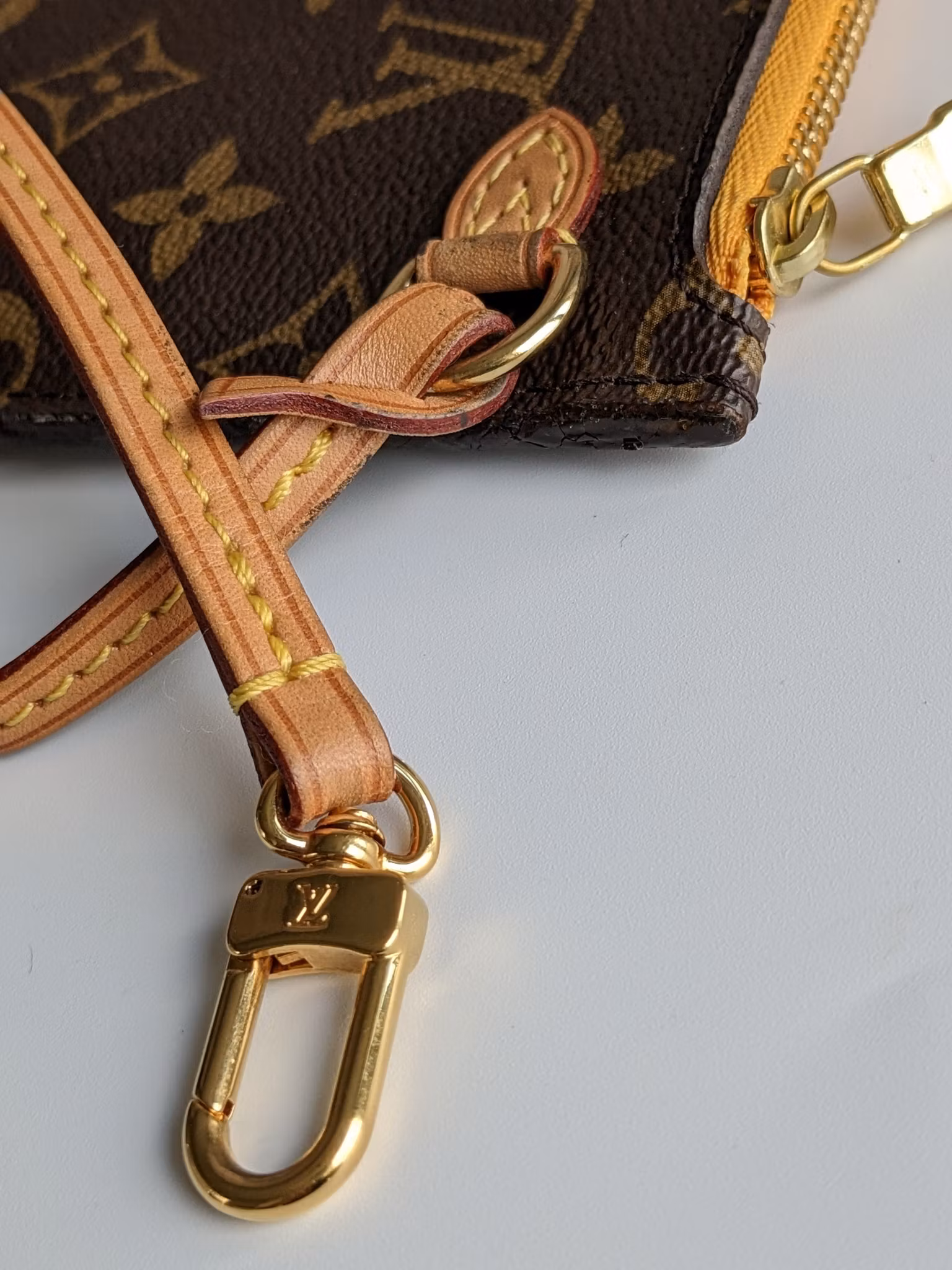 Neverfull MM pochette mimosa limited edition