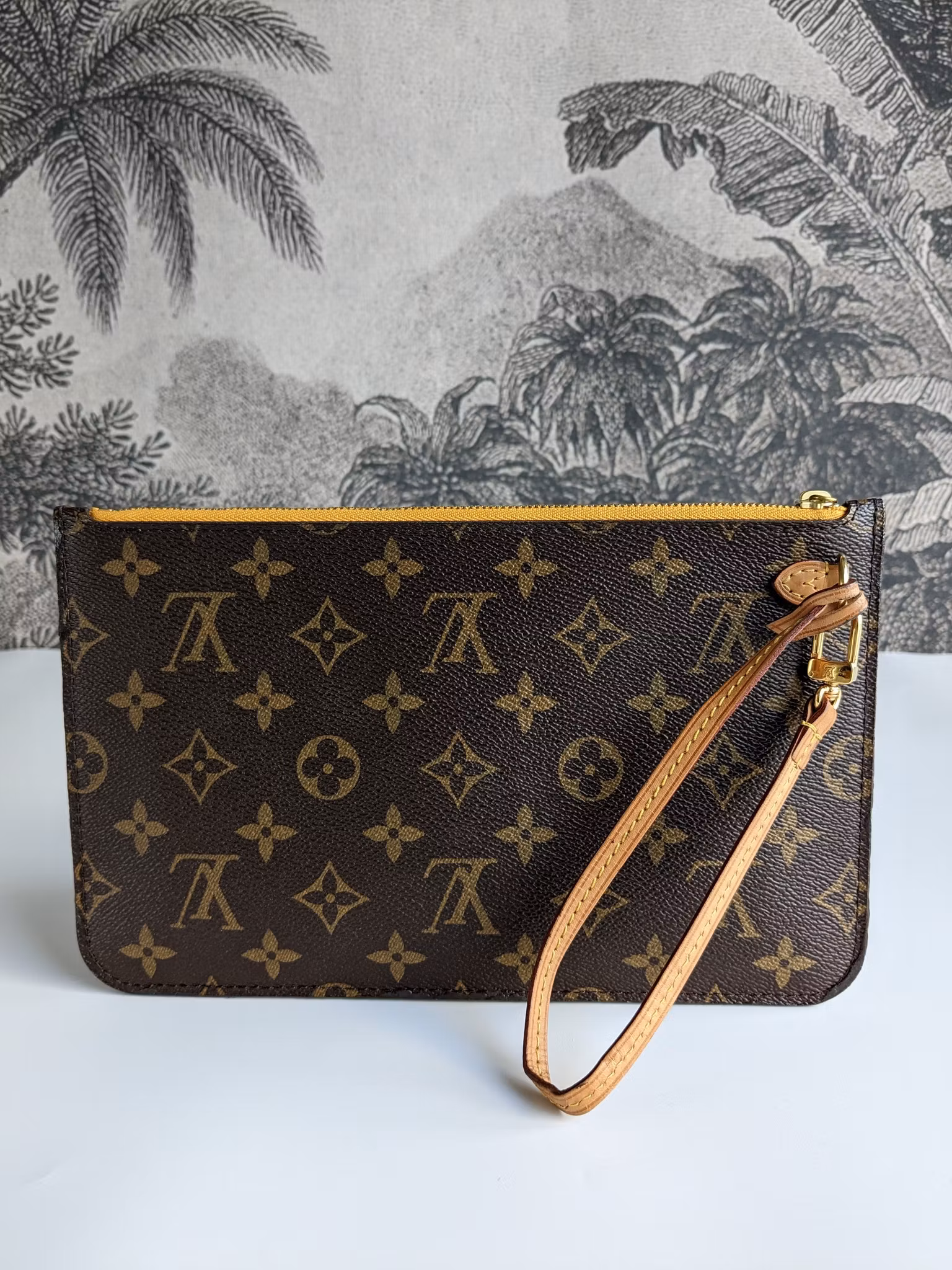 Neverfull MM pochette mimosa limited edition