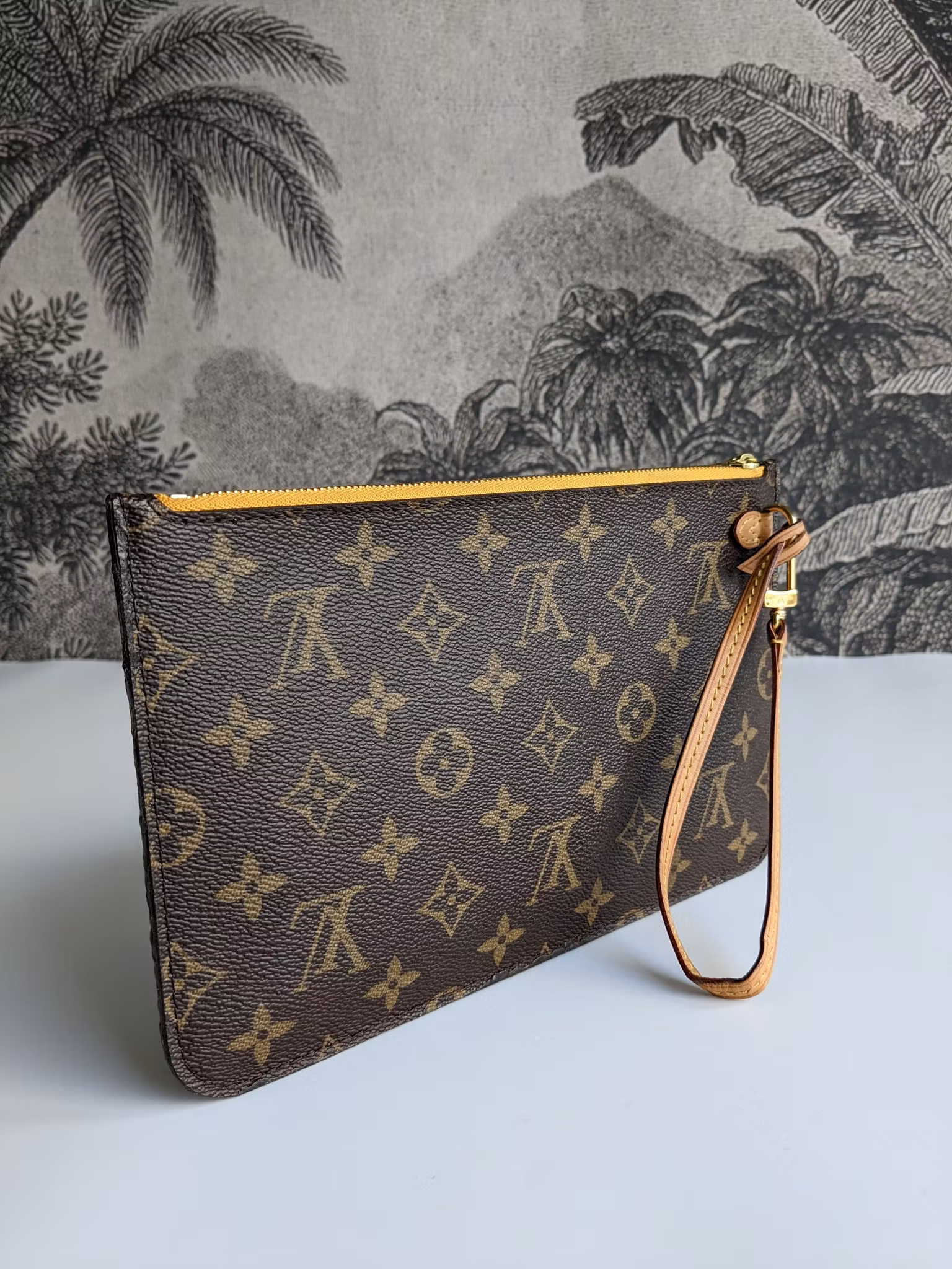 Neverfull MM pochette mimosa limited edition
