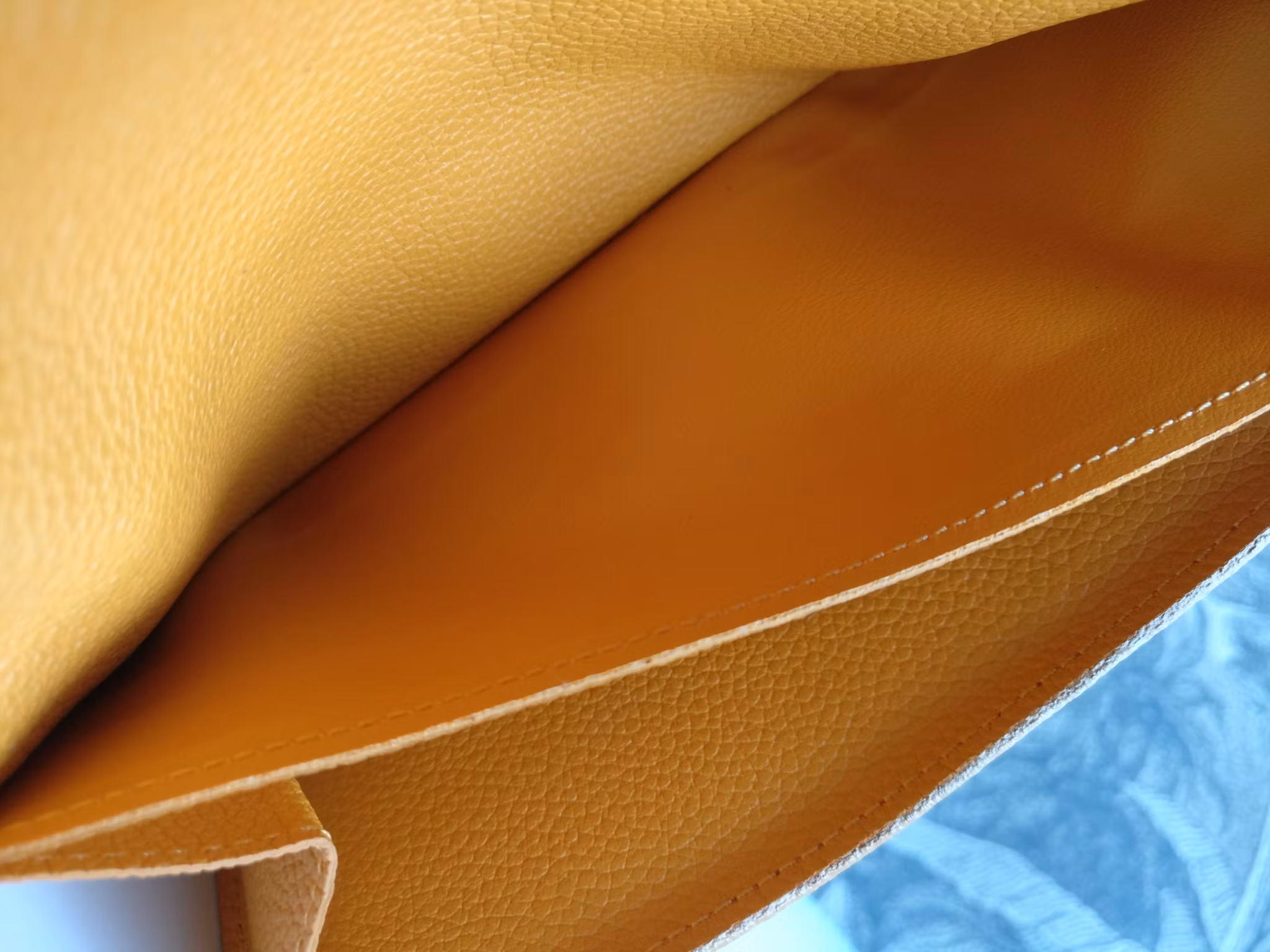 Louis Vuitton Empreinte Portefeuille Curieuse wallet