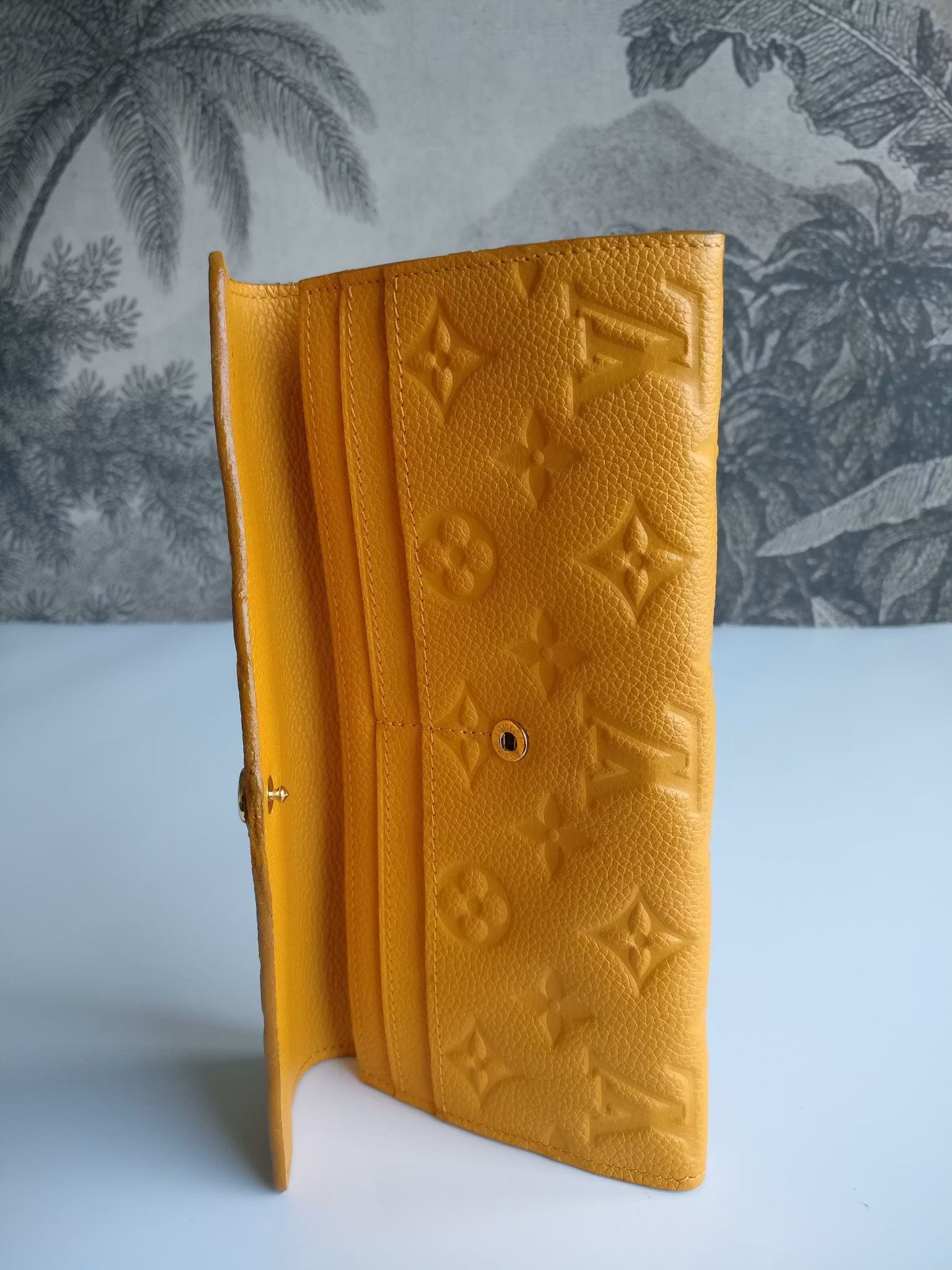 Louis Vuitton Empreinte Portefeuille Curieuse wallet