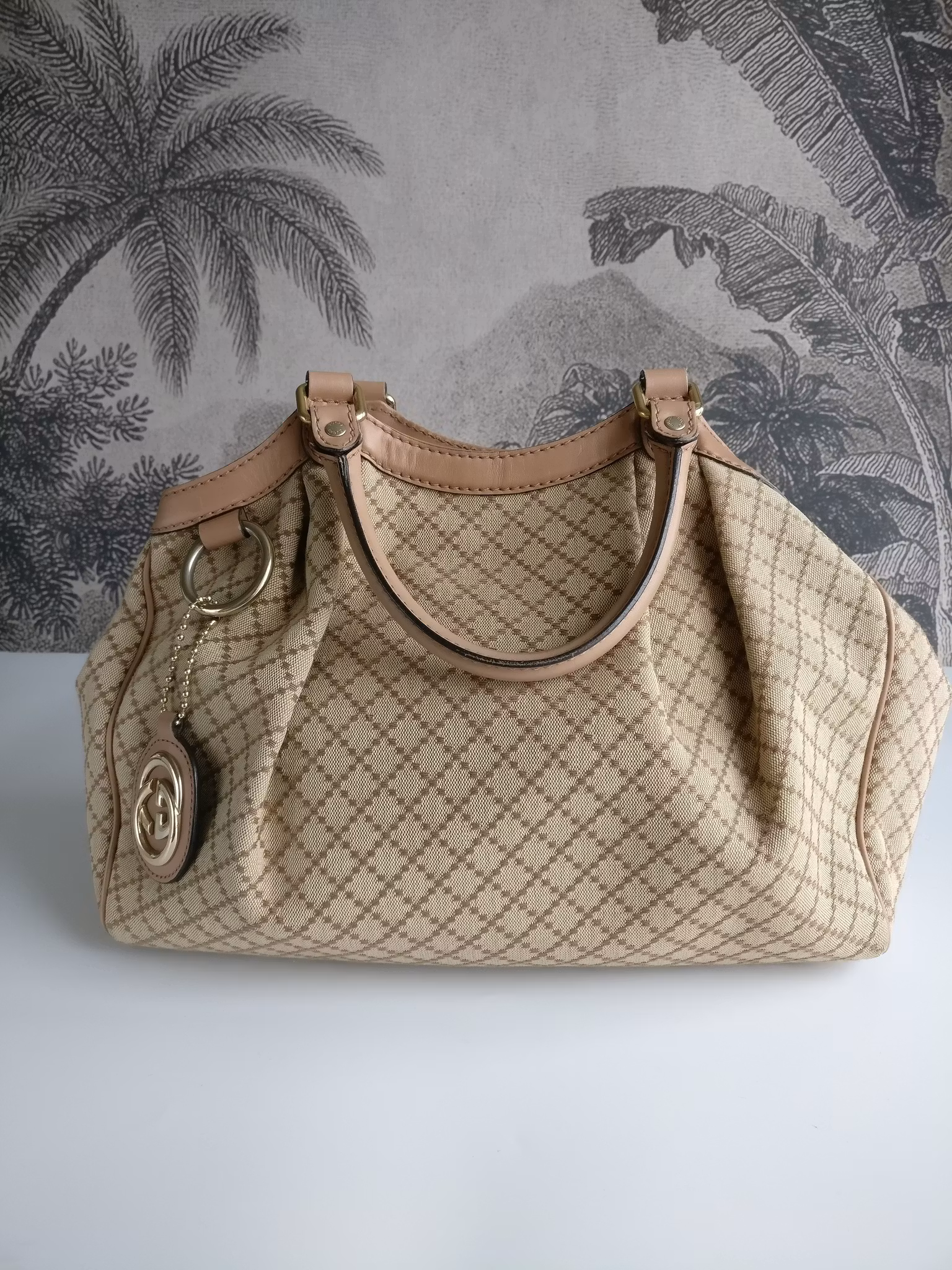 Gucci Diamante Sukey shoulder bag