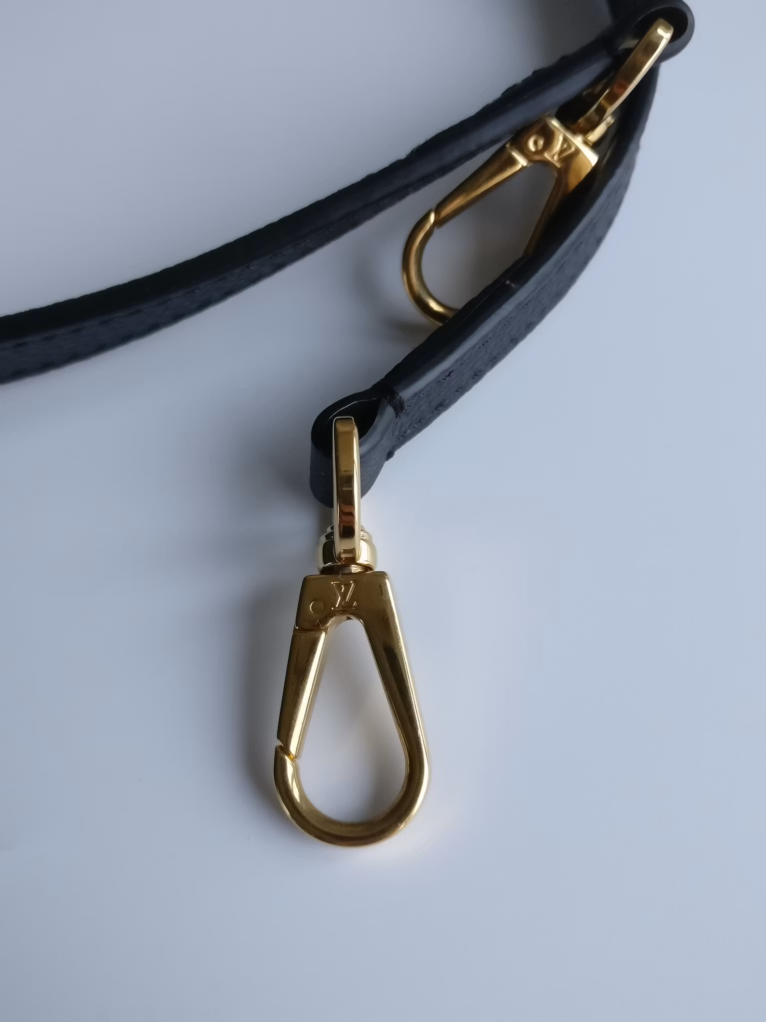 Louis Vuitton Montaigne MM