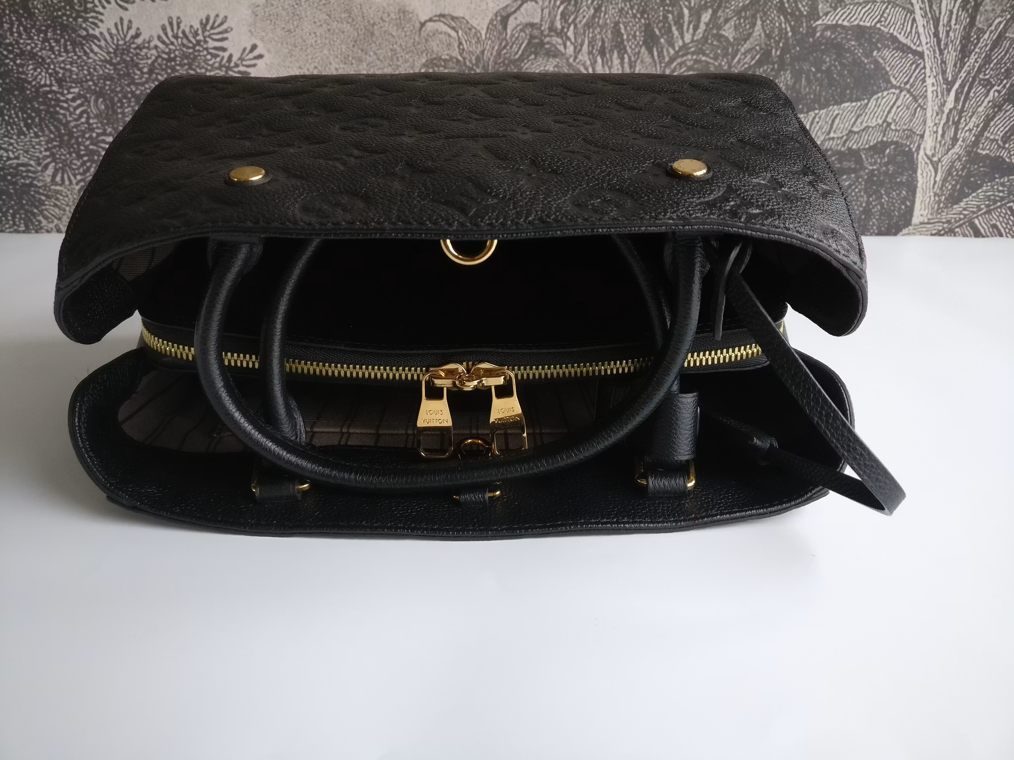 Louis Vuitton Montaigne MM