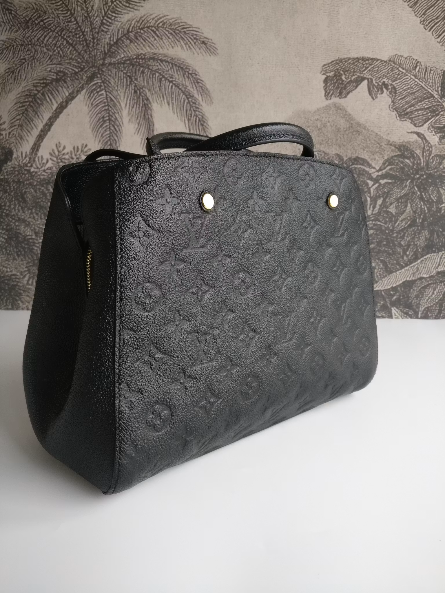 Louis Vuitton Montaigne MM