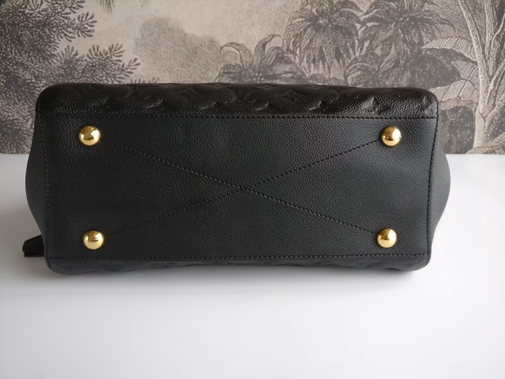 Louis Vuitton Montaigne MM