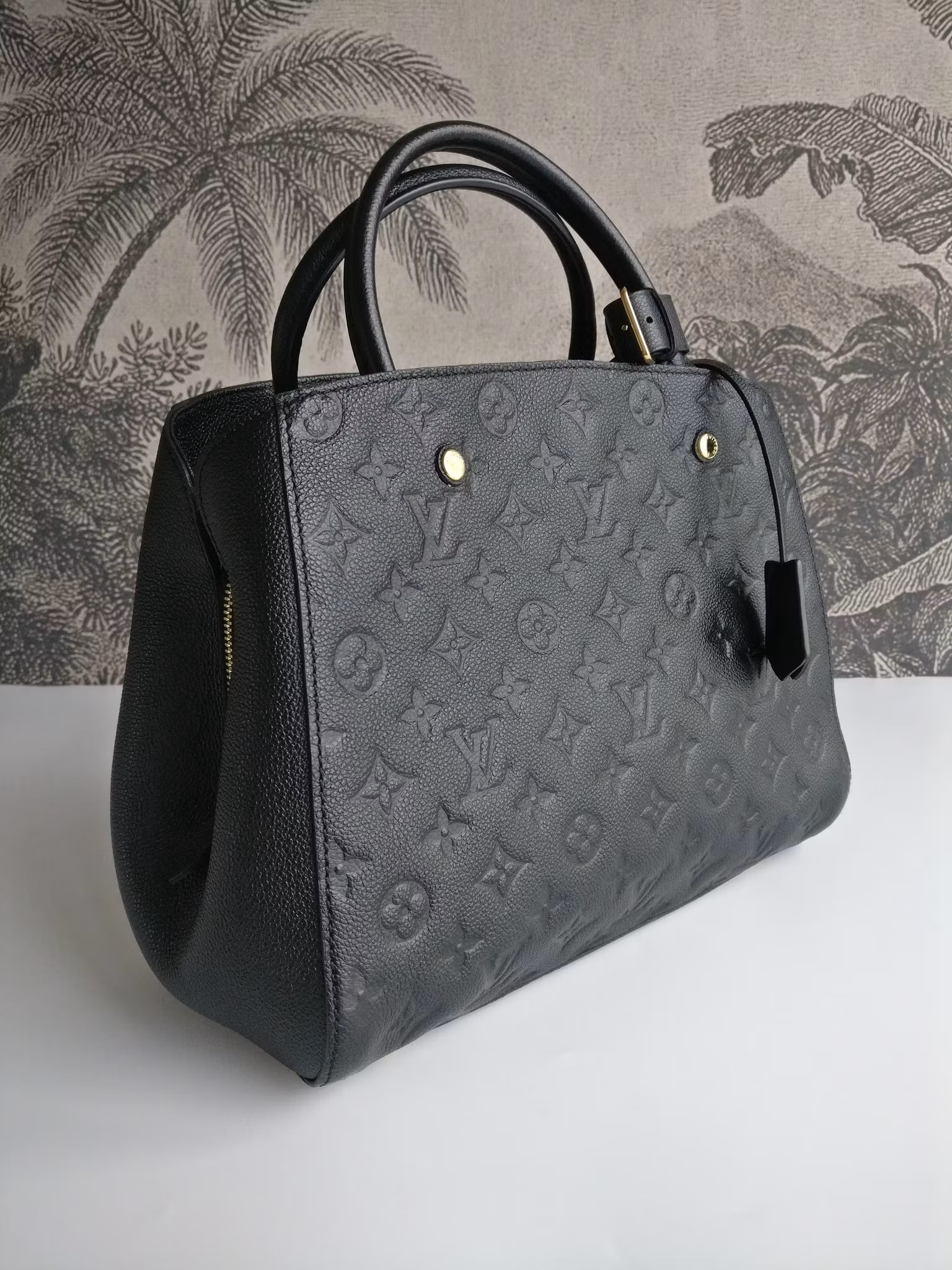 Louis Vuitton Montaigne MM