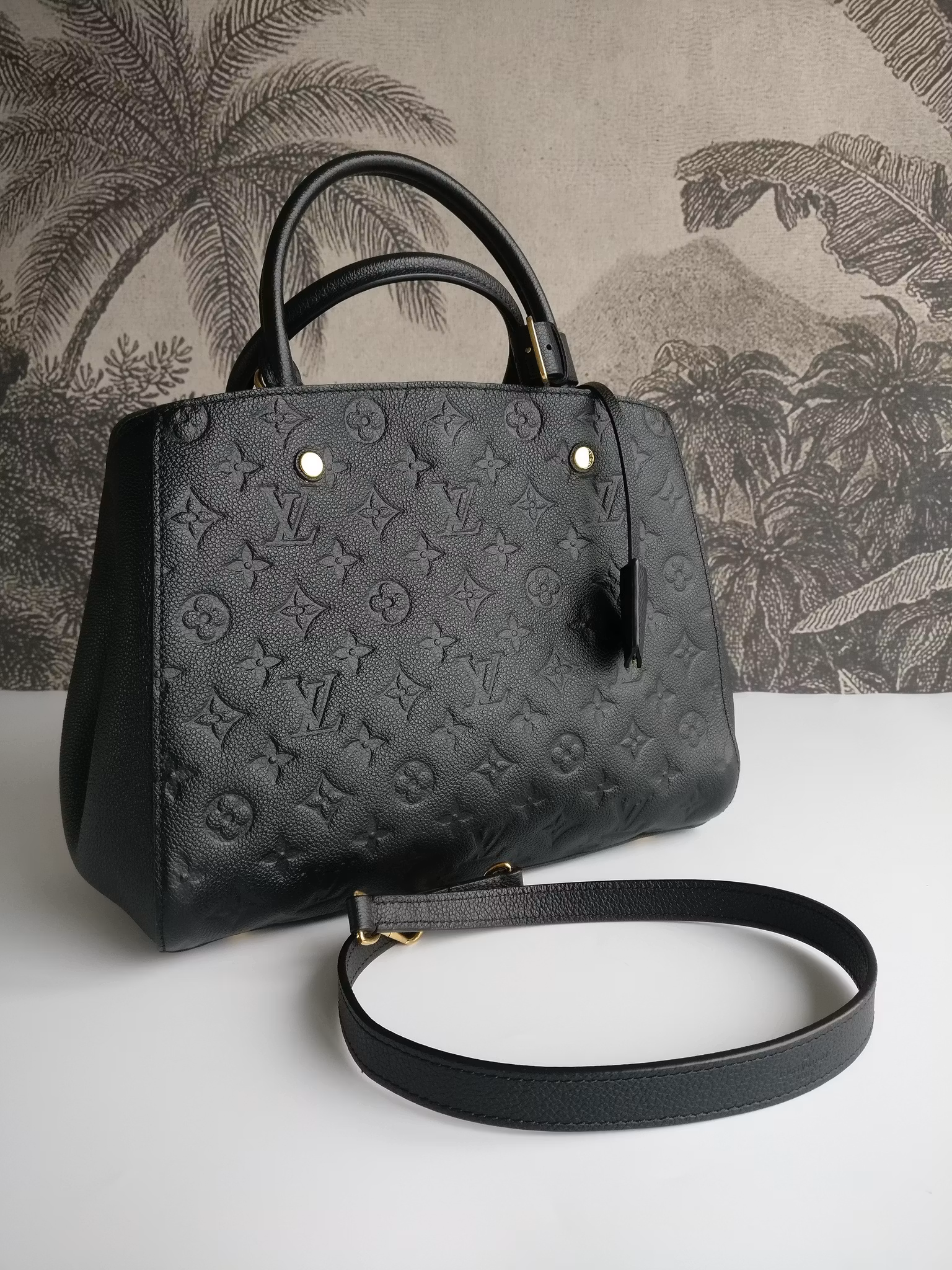 Louis Vuitton Montaigne MM