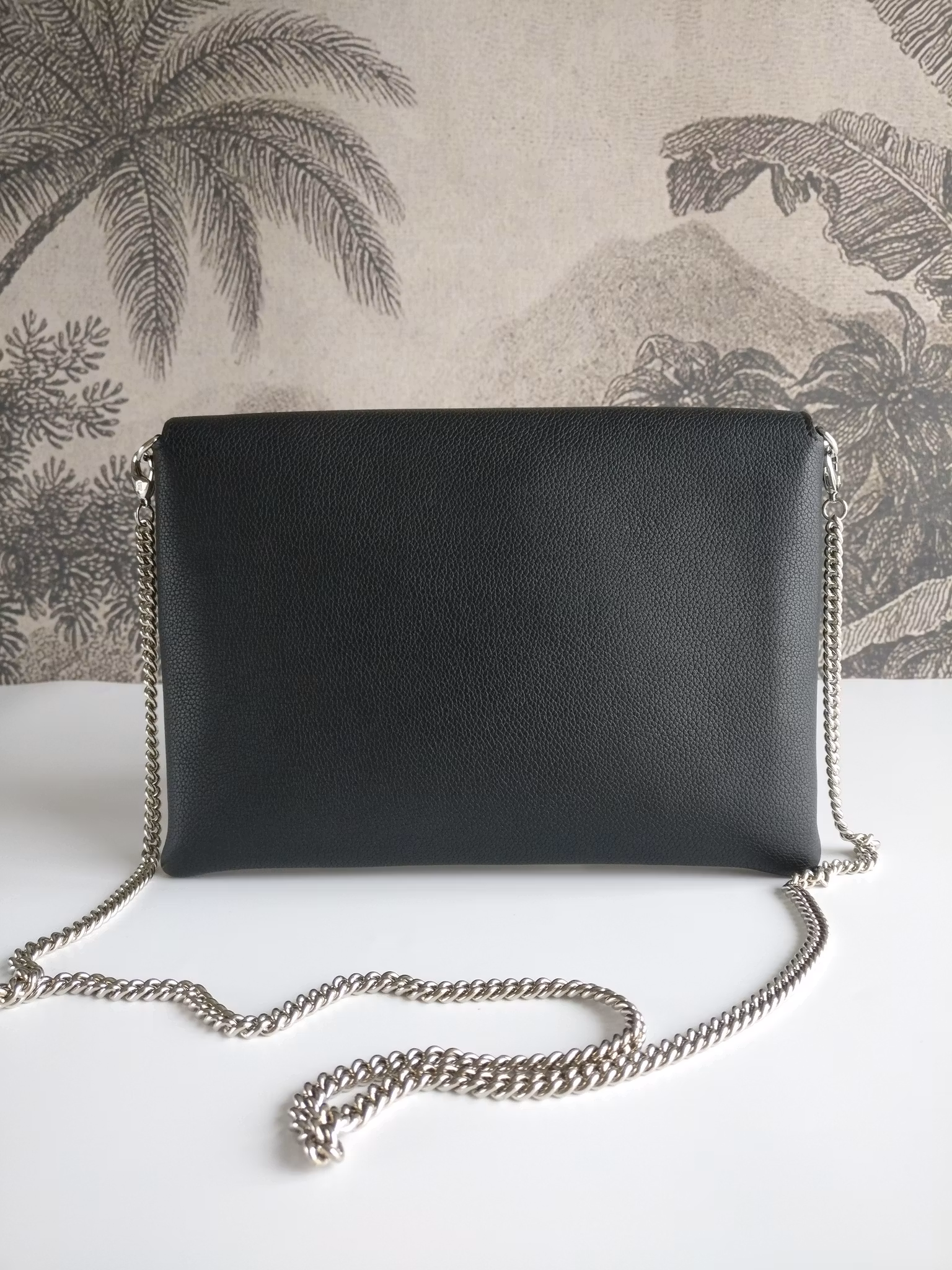 Louis Vuitton MyLockMe Pochette