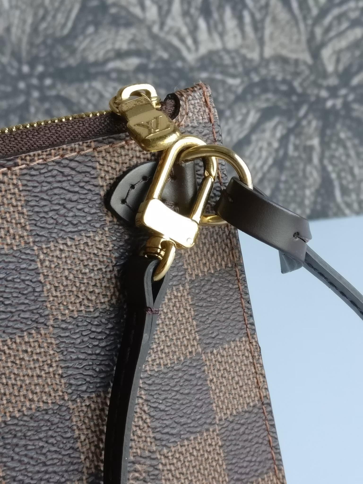 Neverfull MM pochette damier ebene