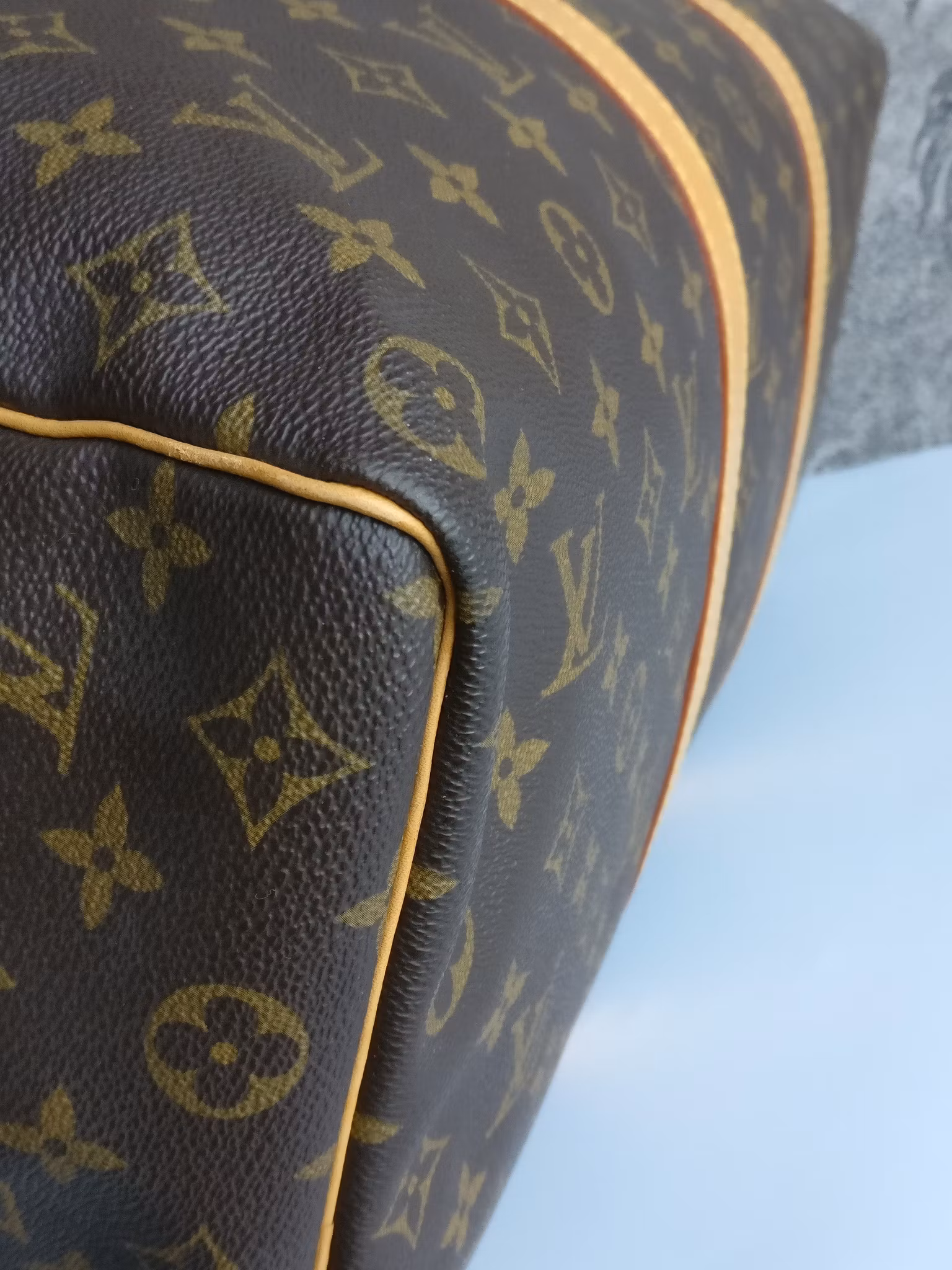 Louis Vuitton Keepall 50