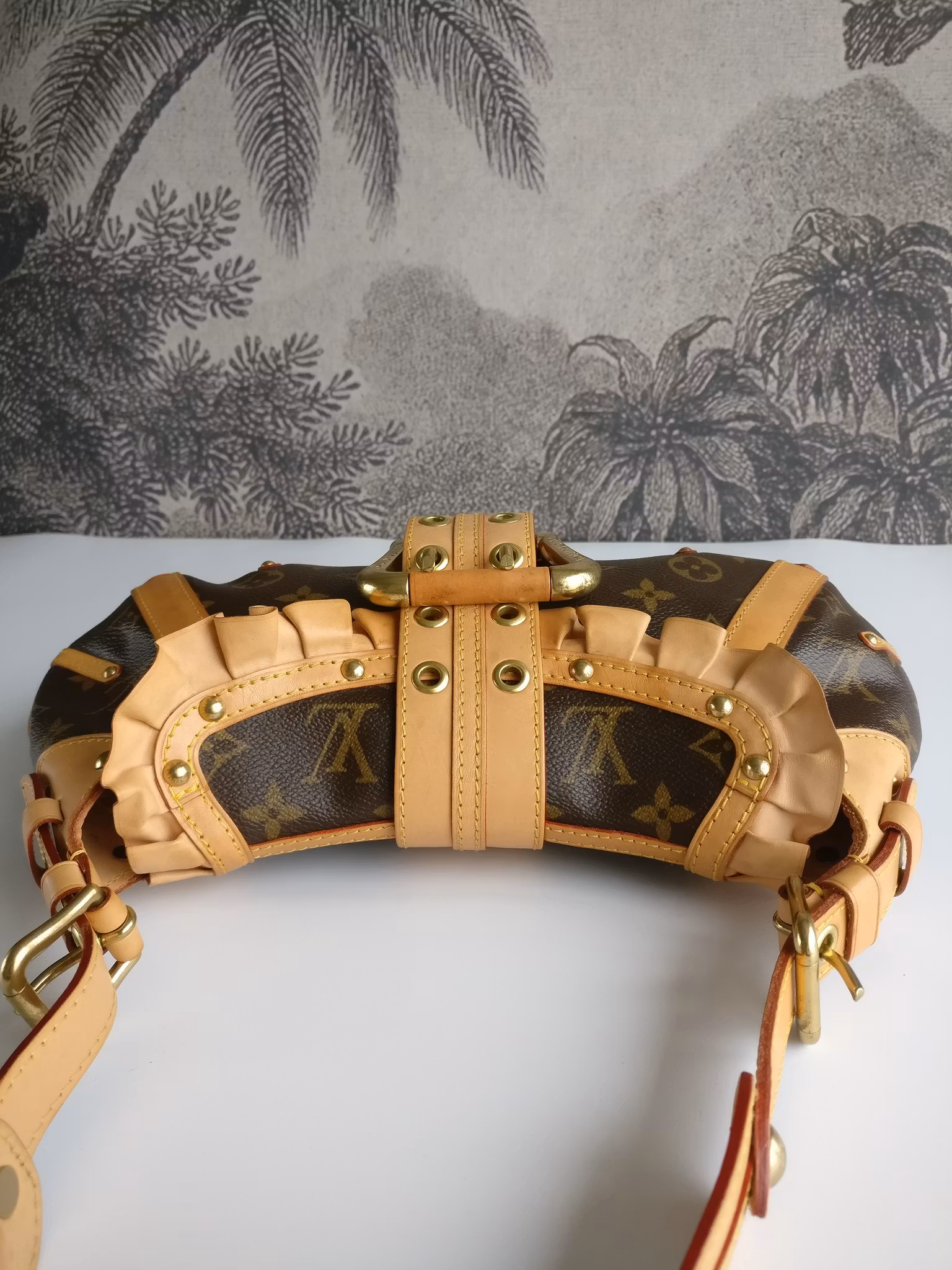 Louis Vuitton Leonor