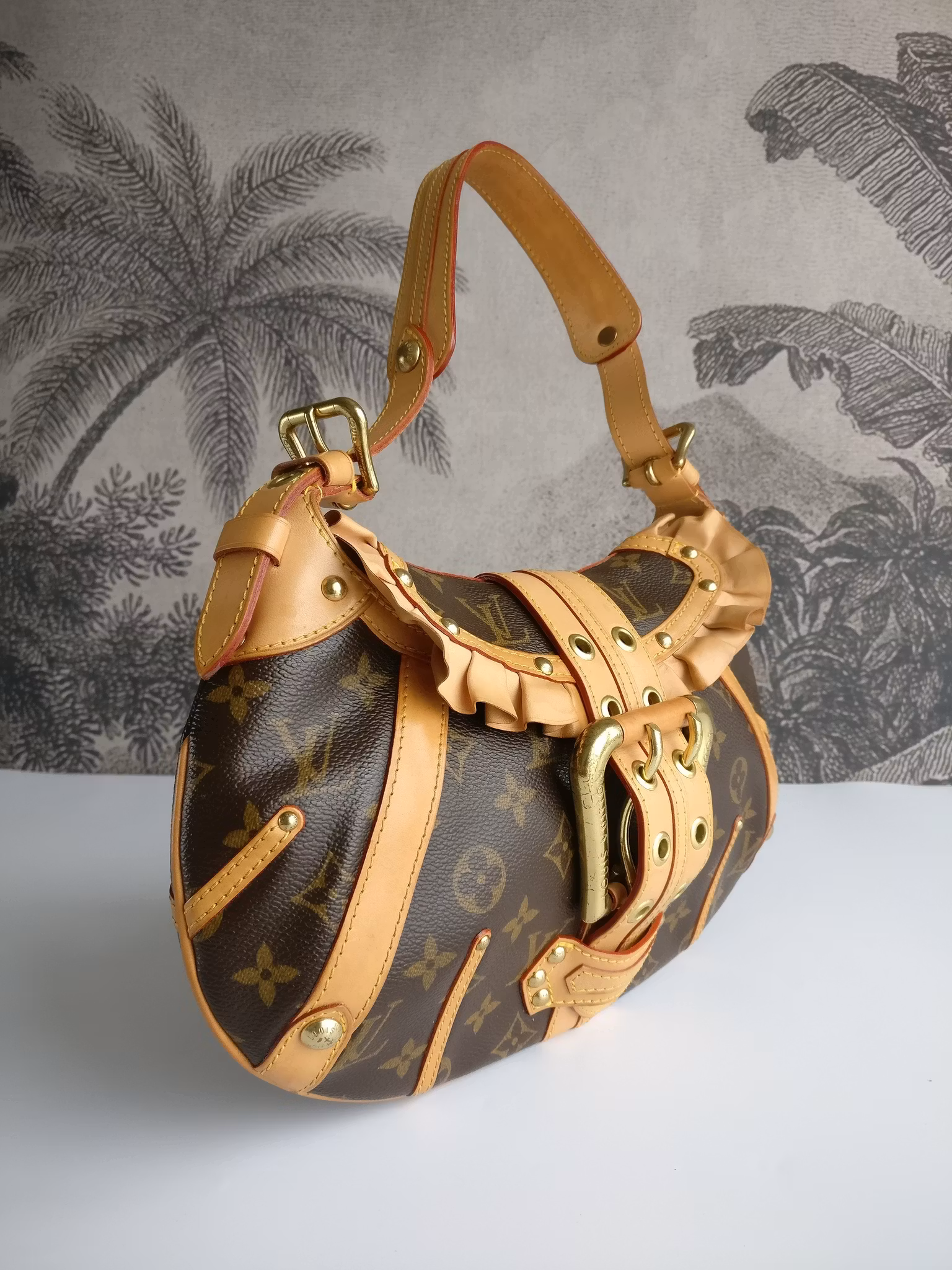 Louis Vuitton Leonor