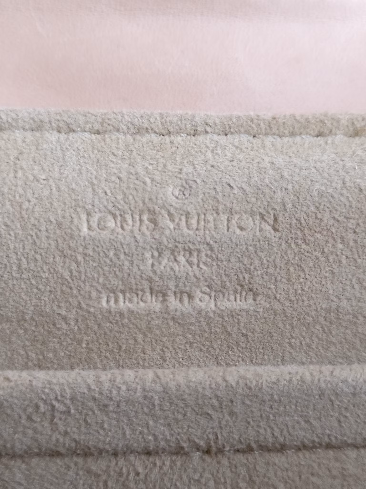 Louis Vuitton Leonor