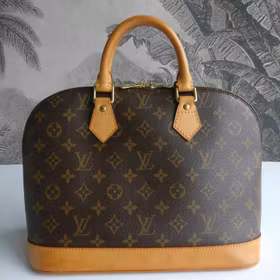 Louis Vuitton Alma PM