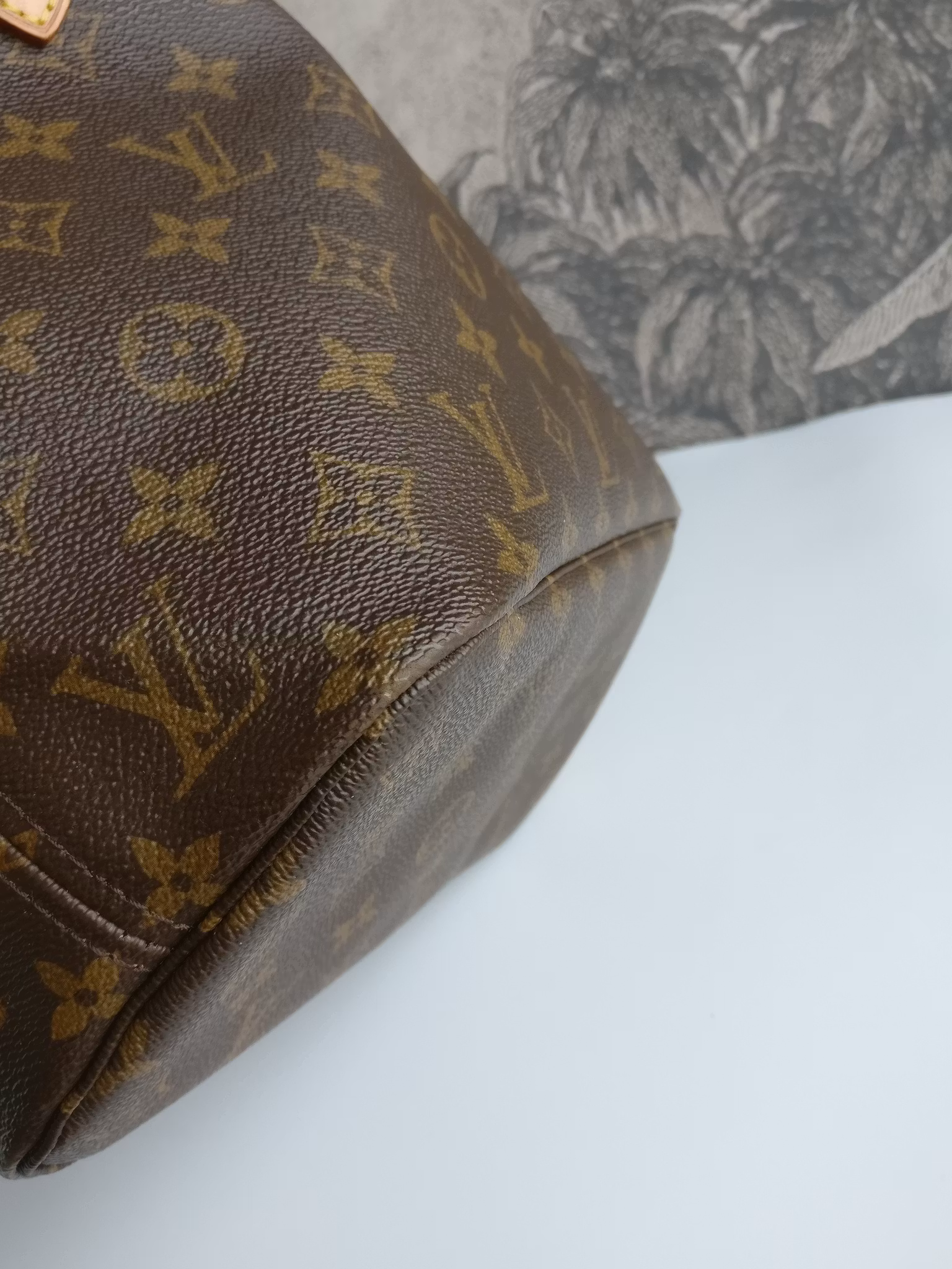 Louis Vuitton Neverfull PM