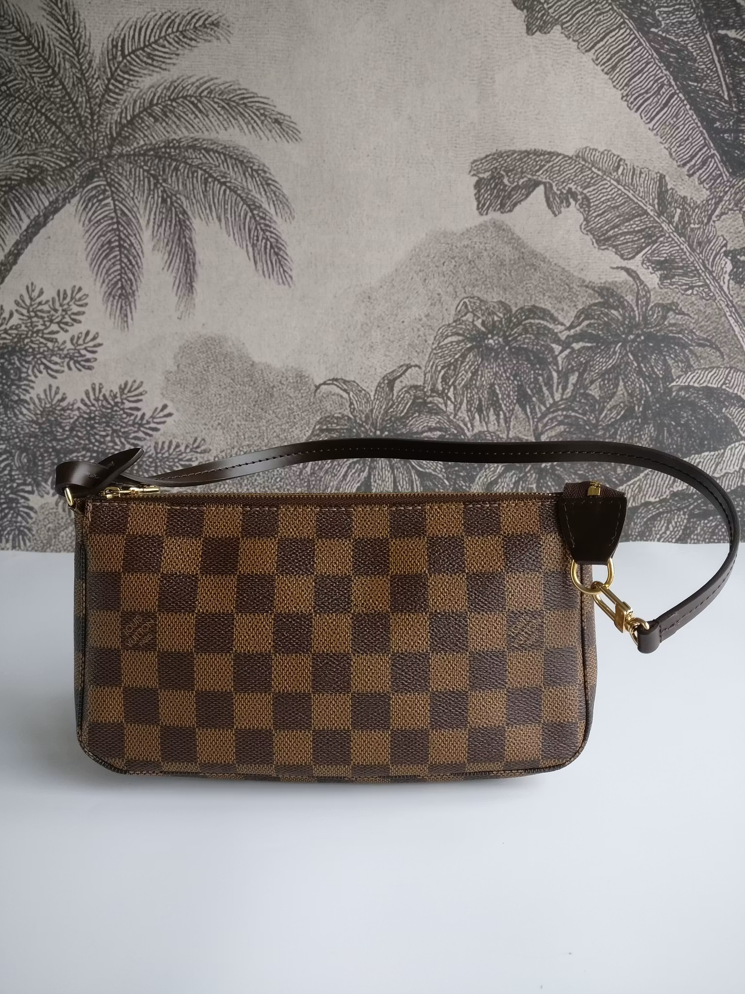 Louis Vuitton Pochette Accessoires damier ebene