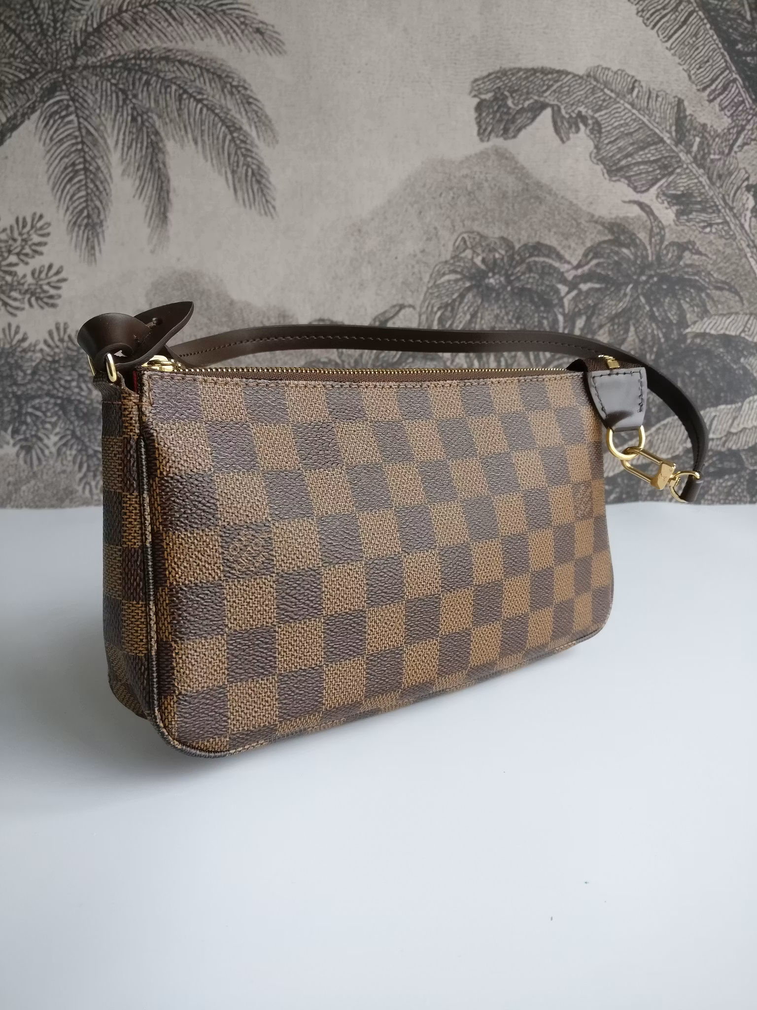 Louis Vuitton Pochette Accessoires damier ebene