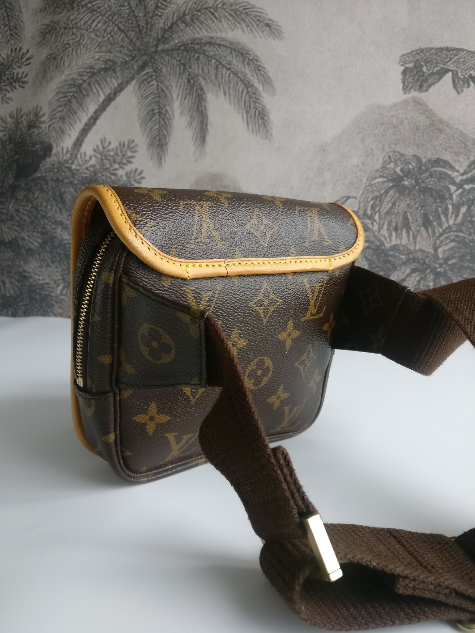 Louis Vuitton Bosphore Beltbag/Bumbag