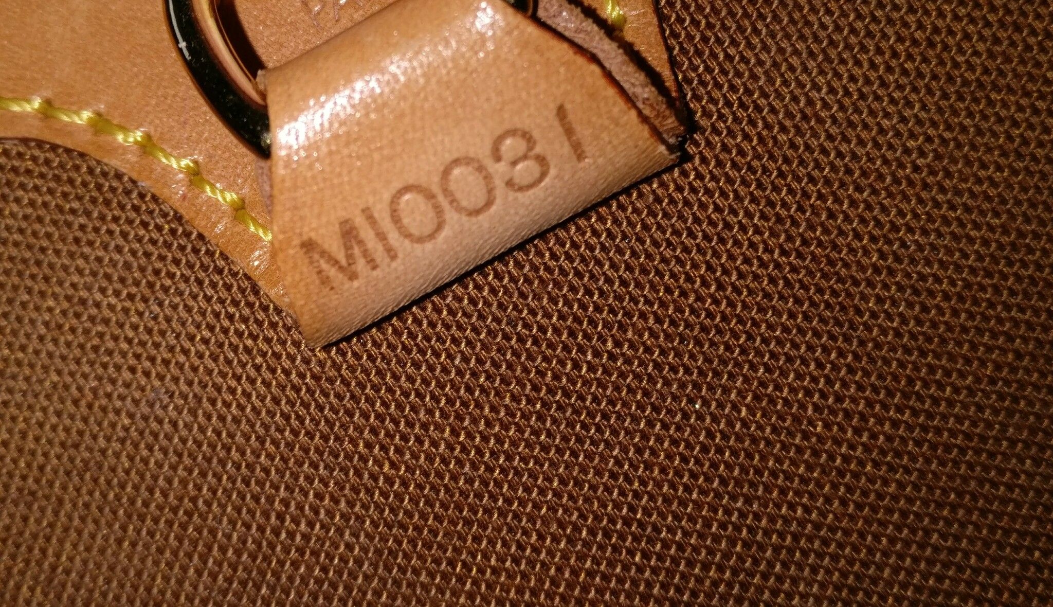Louis Vuitton Ellipse MM