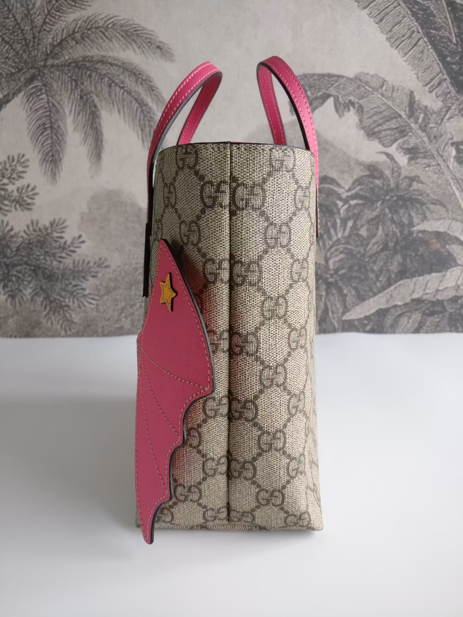 Gucci Bat Tote GG Supreme