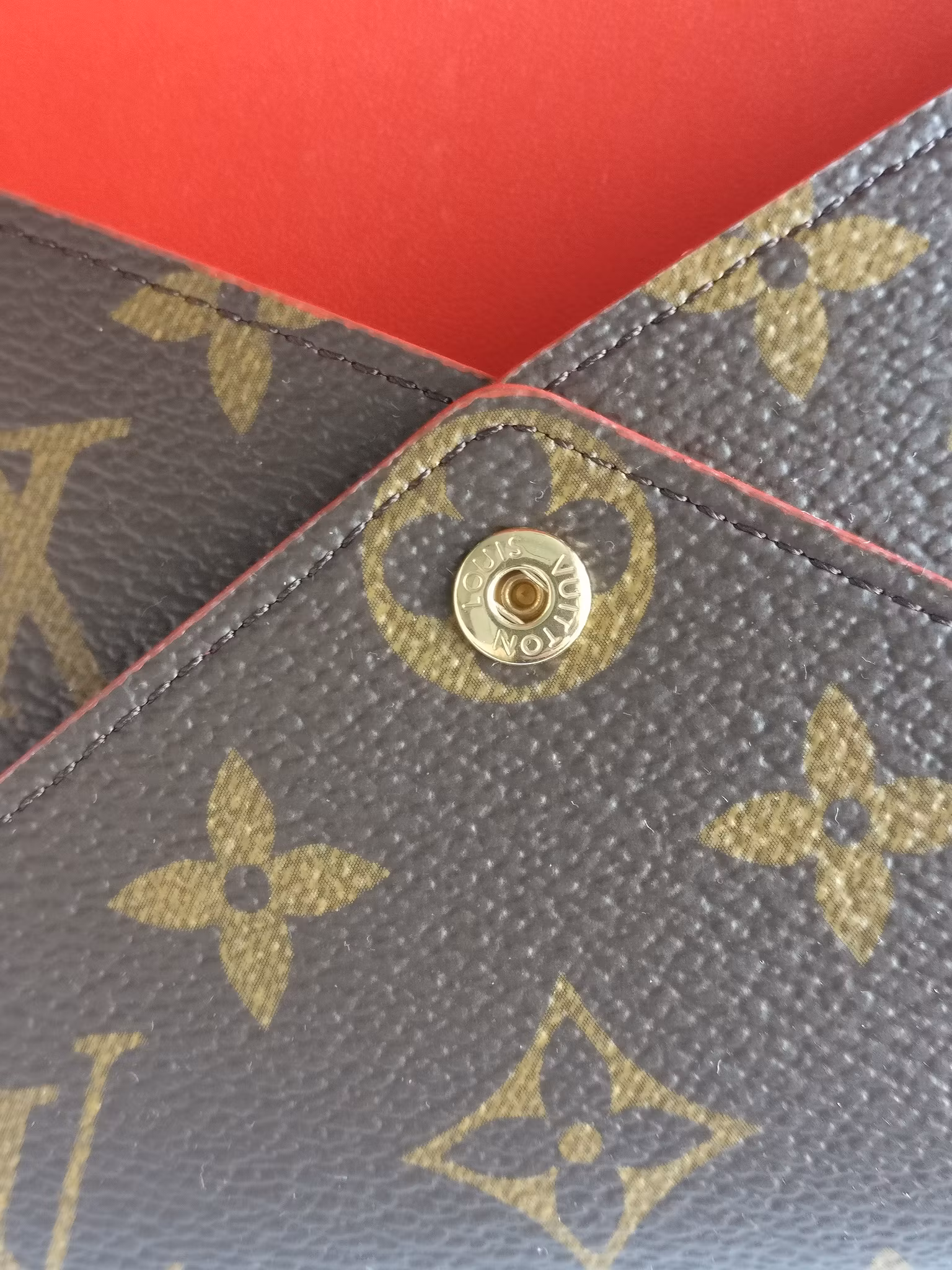 Louis Vuitton Kirigami M