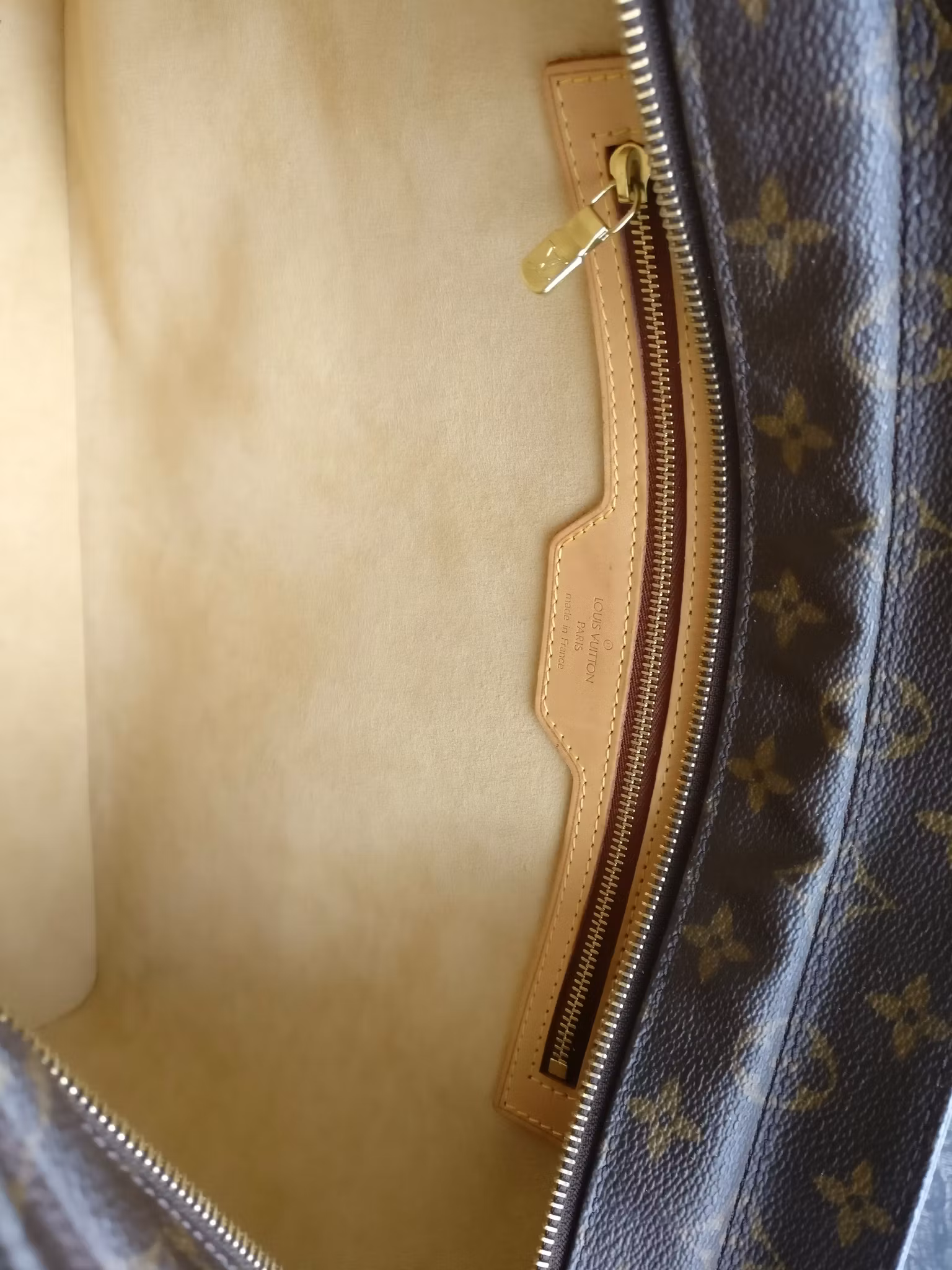 Louis Vuitton Luco shoulder bag